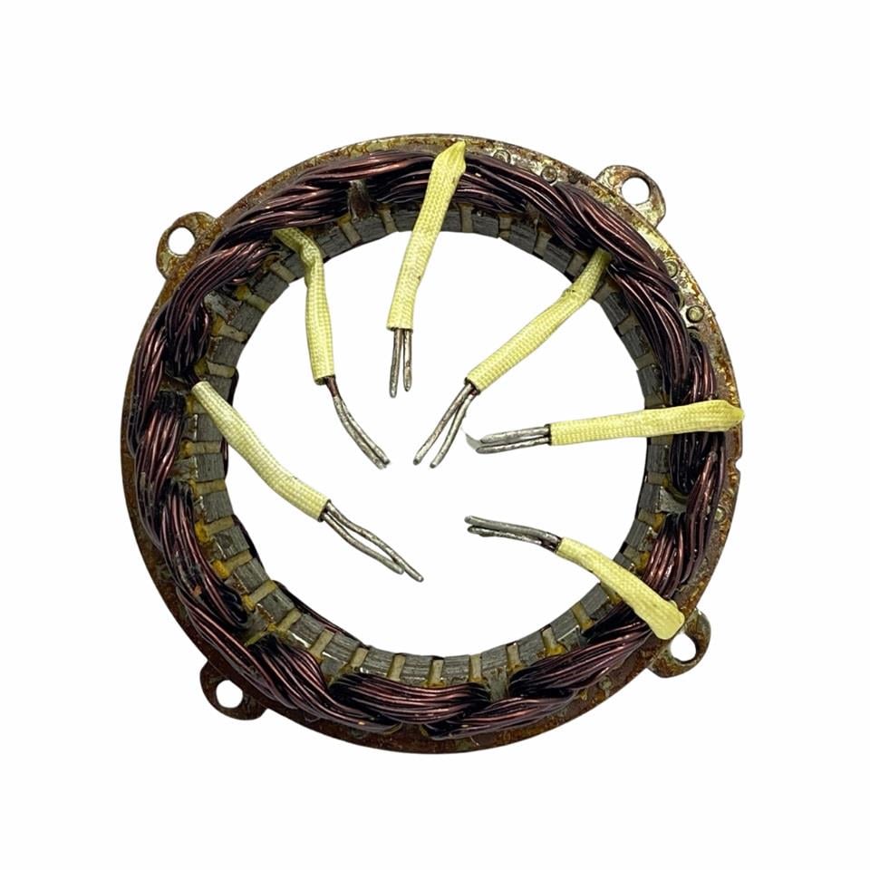 12V ALTERNATÖR STATÖR BOSCH TİPİ 90 A (6 UÇLU-KULAKLI) (KISA KABLO) MERCEDES-VW