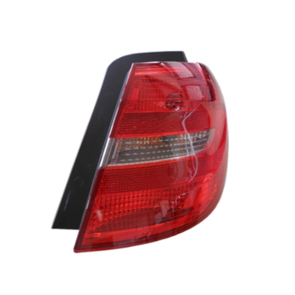 ULO STOP LAMBASI DIŞ (ÇAMURLUK) MERCEDES B CLASS W246 2011-2014 SAĞ ORJ.