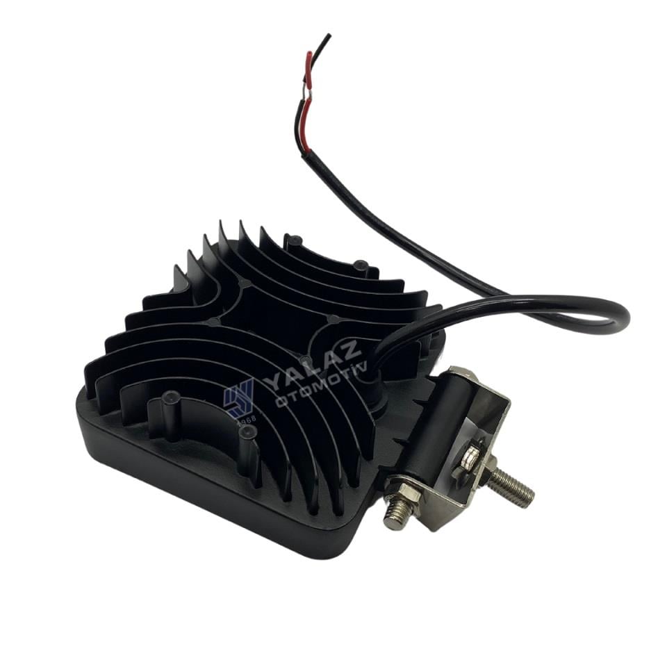 WOLFRAM 10V-30V ÇALIŞMA LAMBASI KARE (9 X 3W POWER LEDLİ) (105*105*44) E9 GERMANY