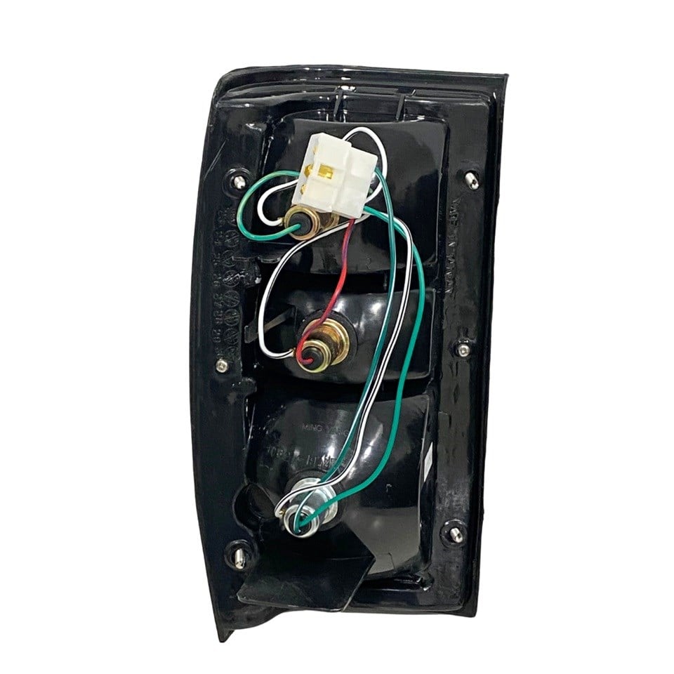 DEPO STOP LAMBASI SİYAH (DUYLU) MITSUBISHI L200 (1986-1996) SAĞ
