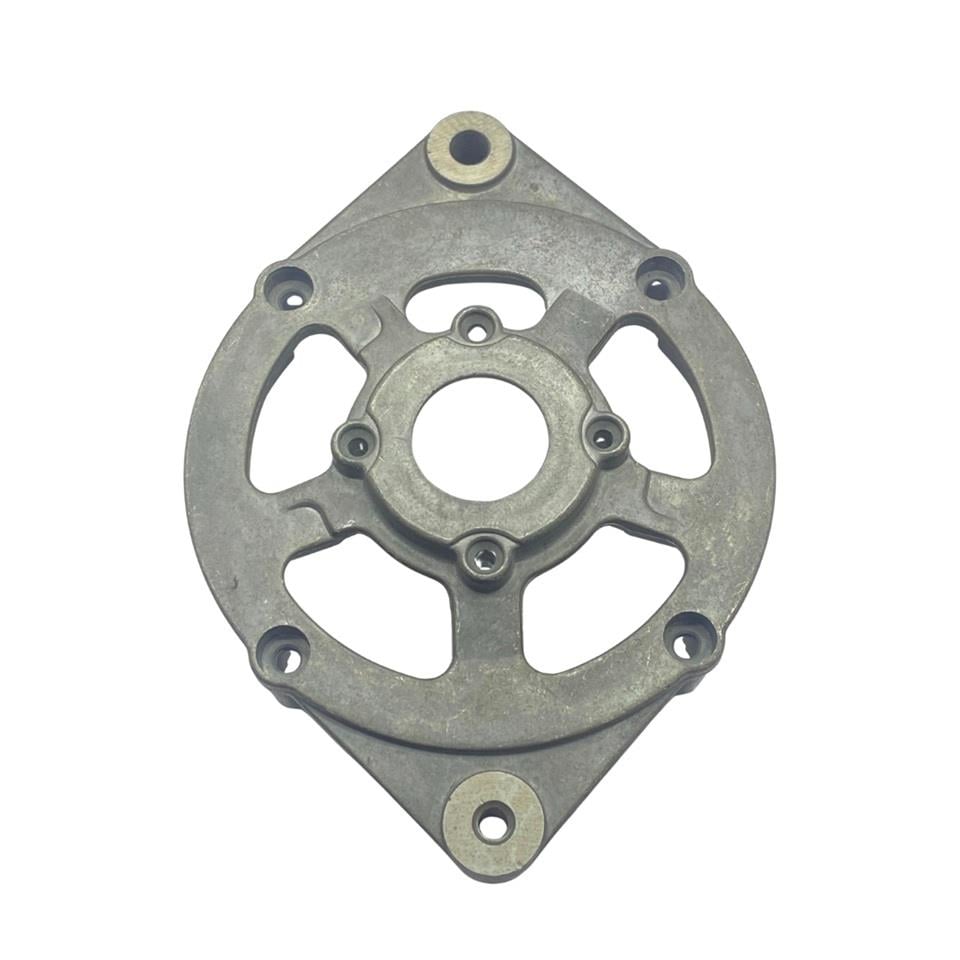 BOSCH ALTERNATÖR ÖN KAPAK 45 A/65 A (KAYIK SAPLAMA) BMC DEV FATİH/PROFESYONEL-KOMATSU