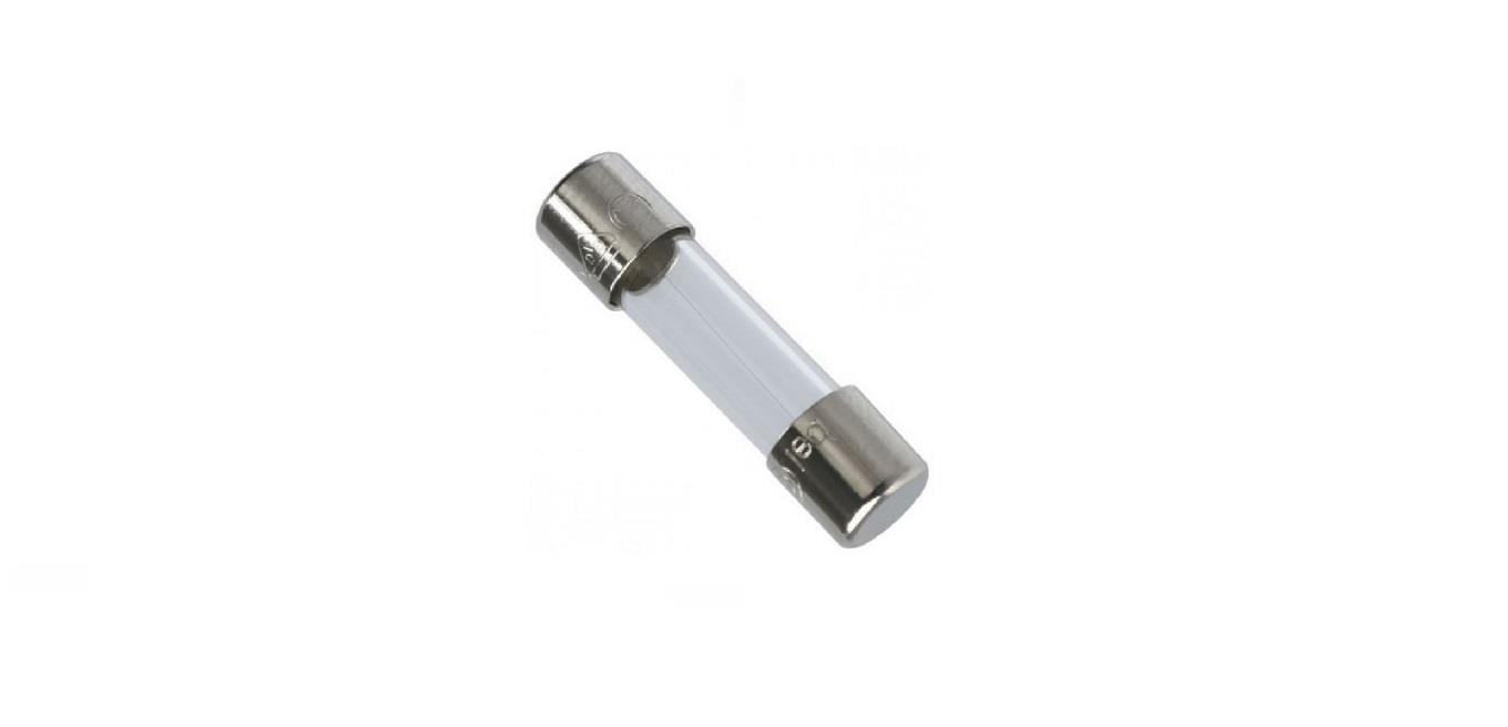 CAM SİGORTA 30 A (6*30 MM)