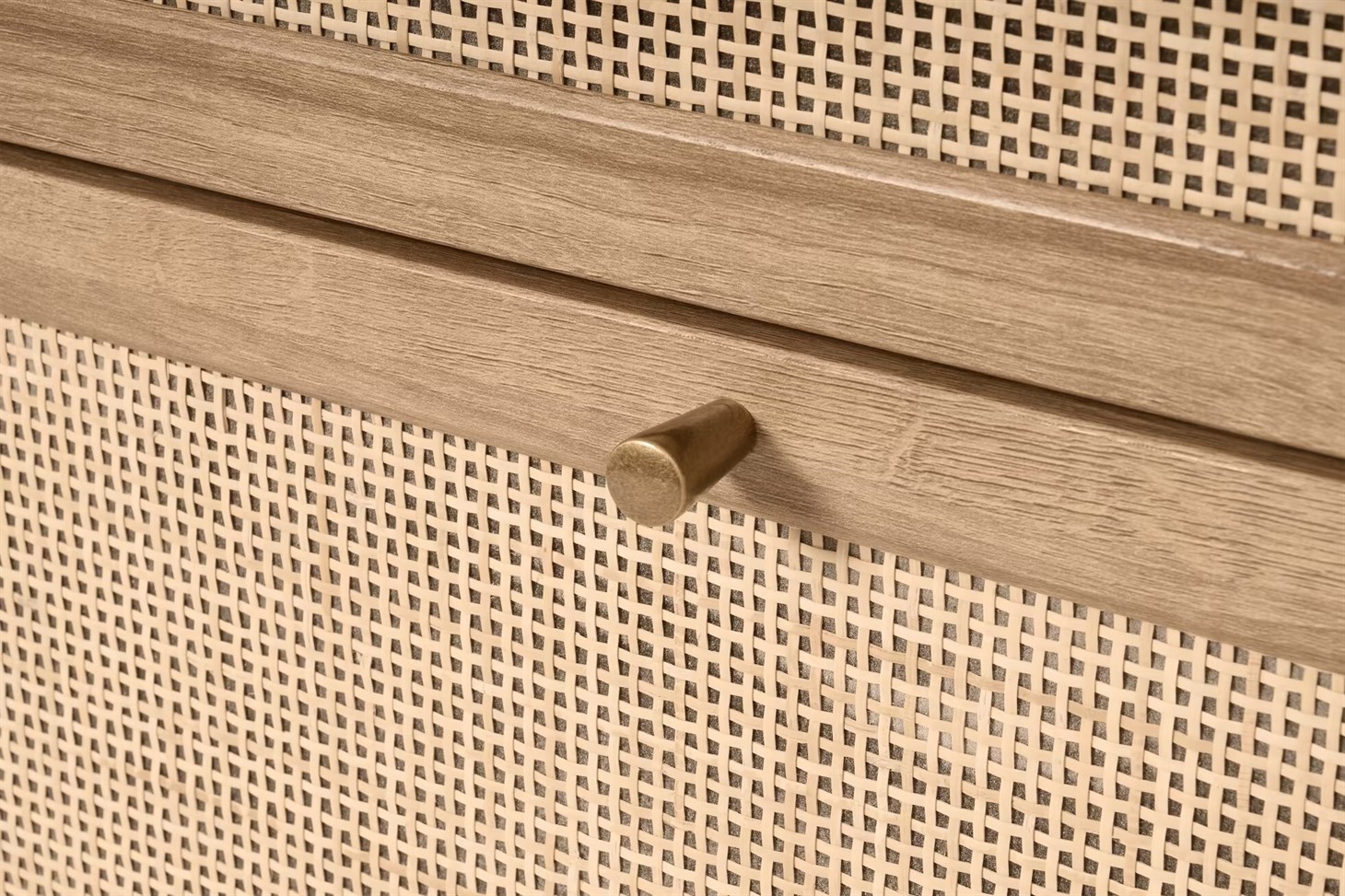 6 Çekmeceli Hazeran Şifonyer Rmn 9154, Meşe Ağacı