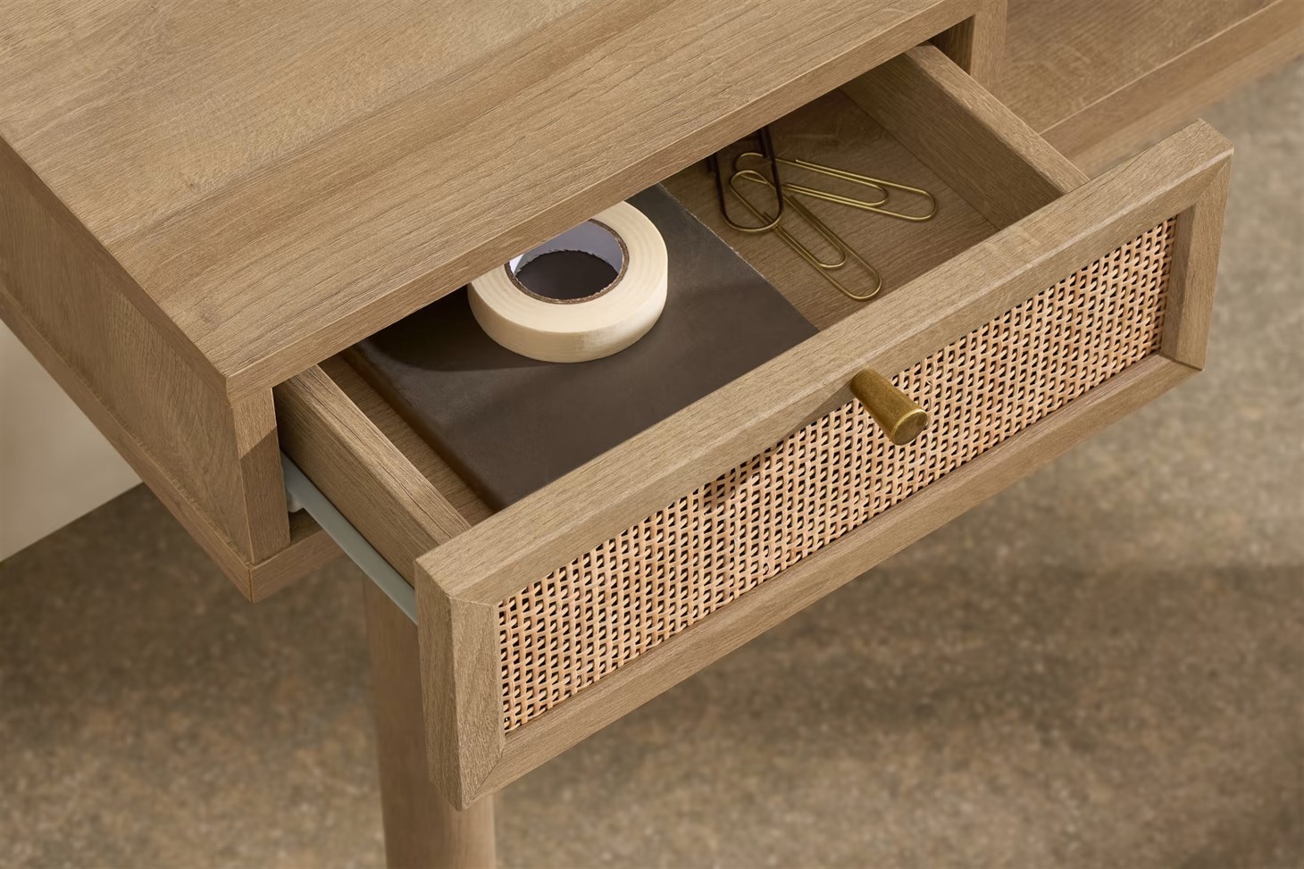 Hazeran Çalışma Masası Rmn 9134, Meşe Ağacı