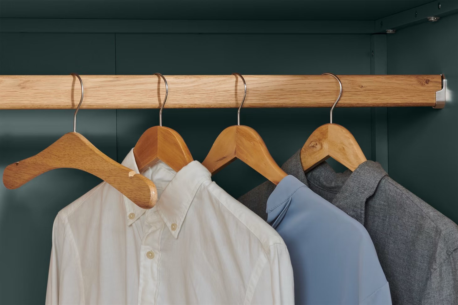 Hazeran İki Kapılı Gardırop Rmn 9117, Meşe Ağacı & Okyanus Mavisi