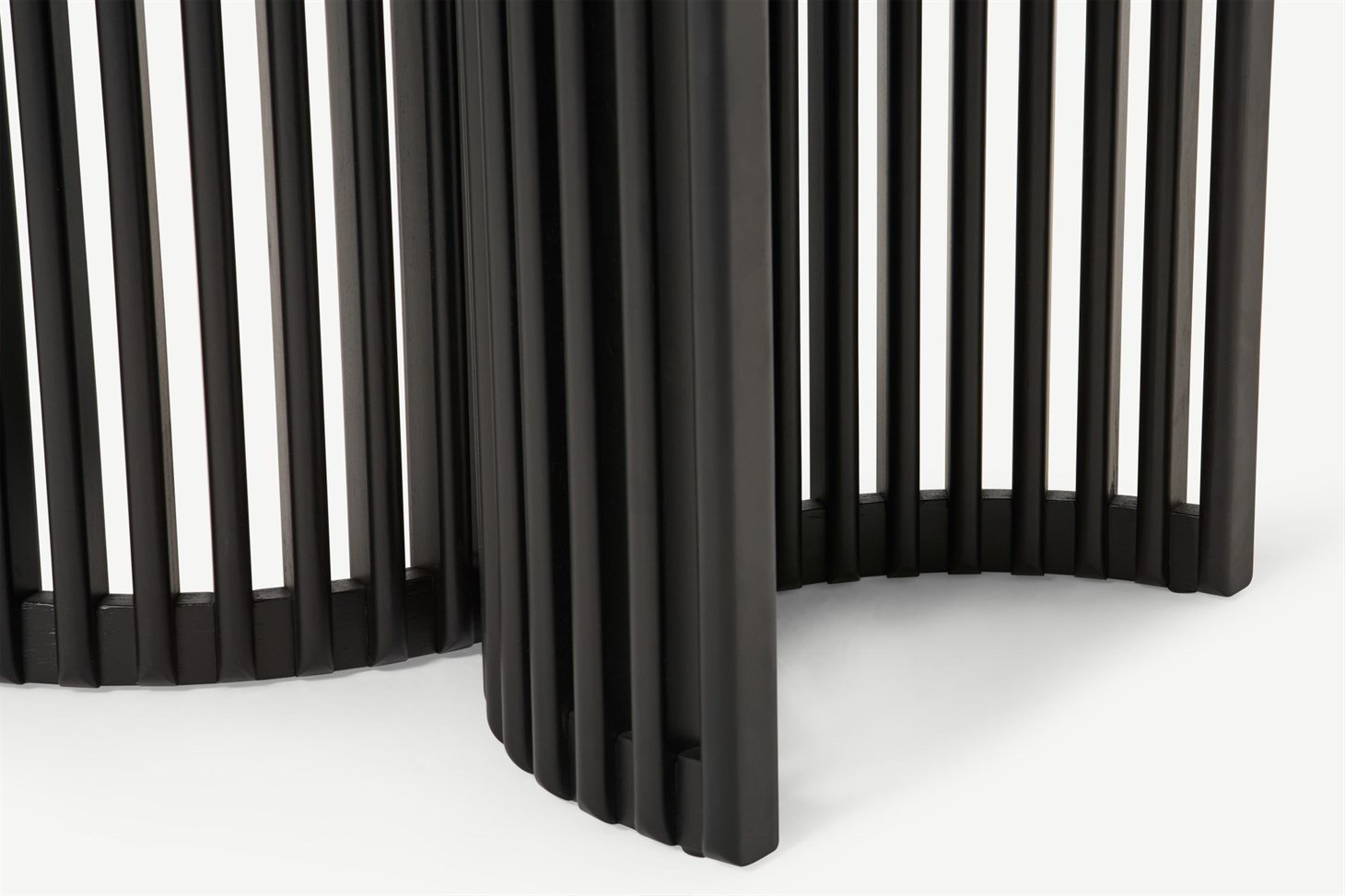 Zaragoza 4 Seat Round Dining Table, Walnut  Charcoal Black