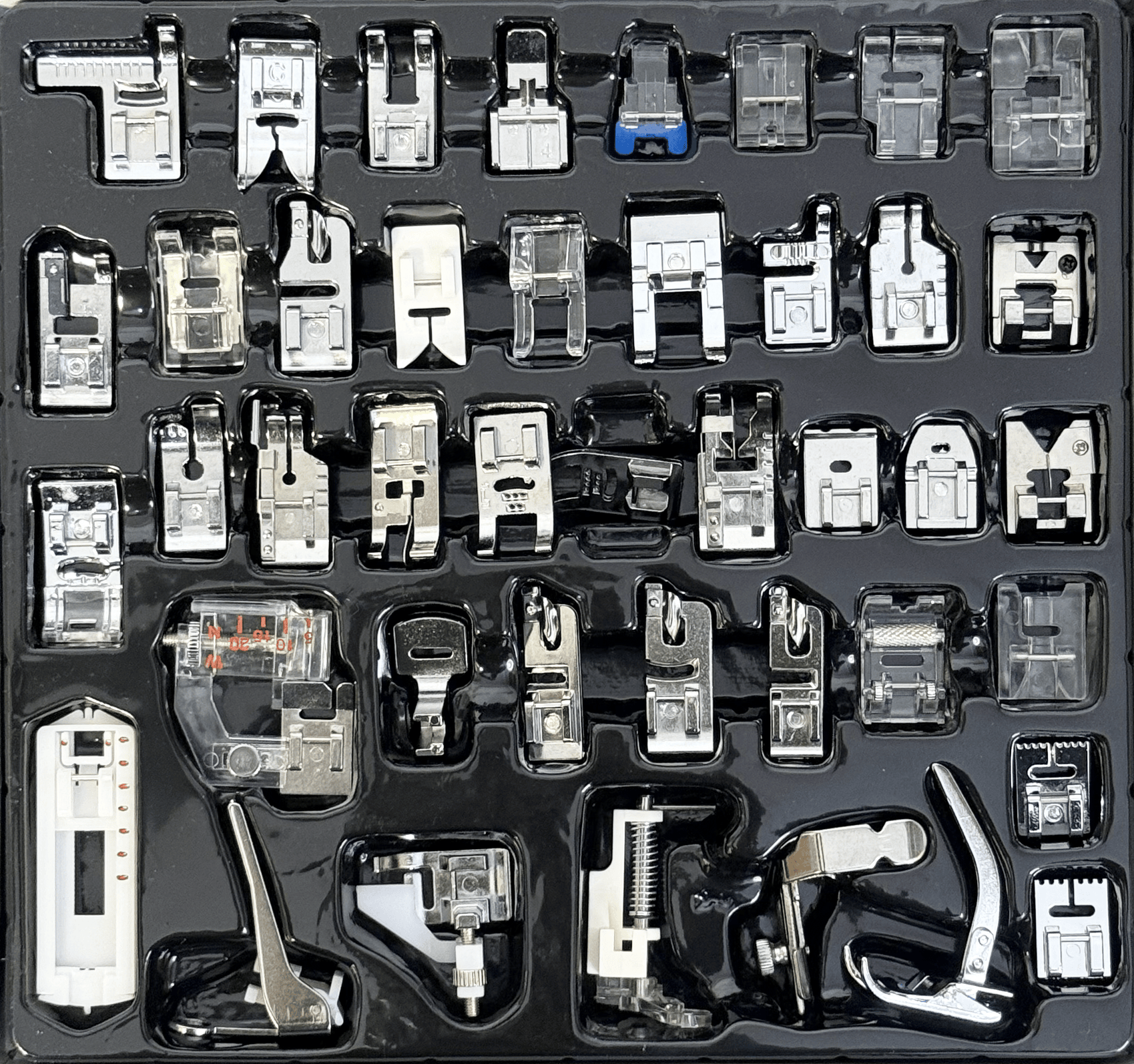 Aile Parça ÇeşitleriBDREv Tipi Aile Dikiş Makinesi Ayak Seti / GT-42