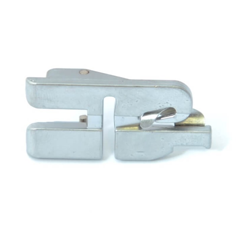 Aile Parça ÇeşitleriBDRPfaff Ev Tipi 3mm Kenar Kıvırma Ayak / 820220096