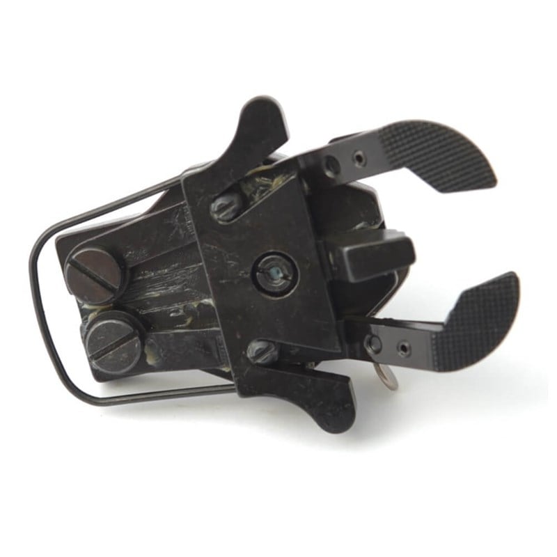 Düğme Parça ÇeşitleriHard SteelBrother 913/916 Düğme Çenesi / 430-63-6LSA (YJ-224