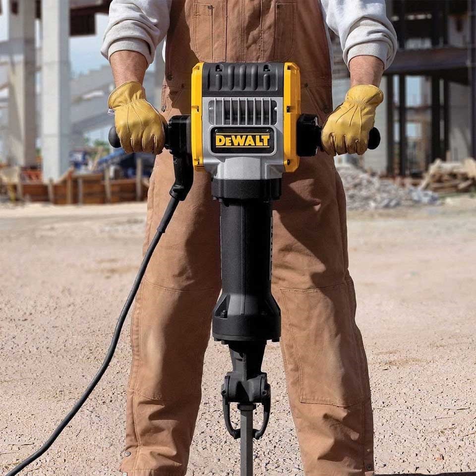Dewalt D25981 2100 W 72J 28mm 30 KG Kırıcı