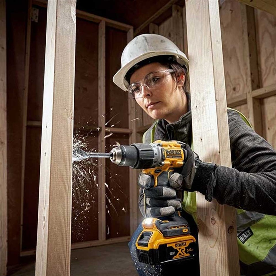 Dewalt DCD805P2T Darbeli Şarjlı Matkap 18V 5.0AH | dewdepo