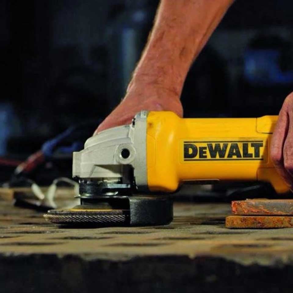 Dewalt DWE4237 Avuç Taşlama 1400W 125mm
