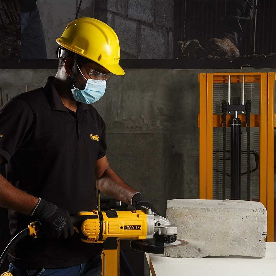 Dewalt DWE4579 Büyük Taşlama 2600W 230mm