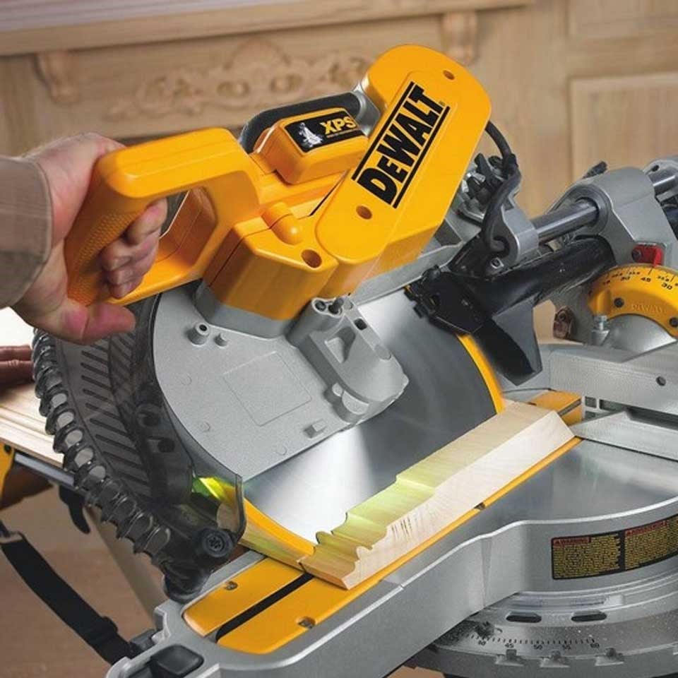 Dewalt Dws780 Gönye Kesme 1675w 305mmm