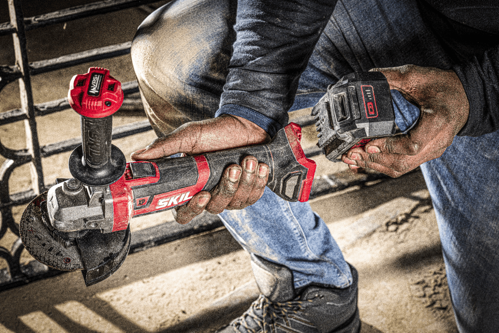 SKIL XP 3930FA Akülü Avuç Taşlama 125MM Çantalı | dewdepo.com