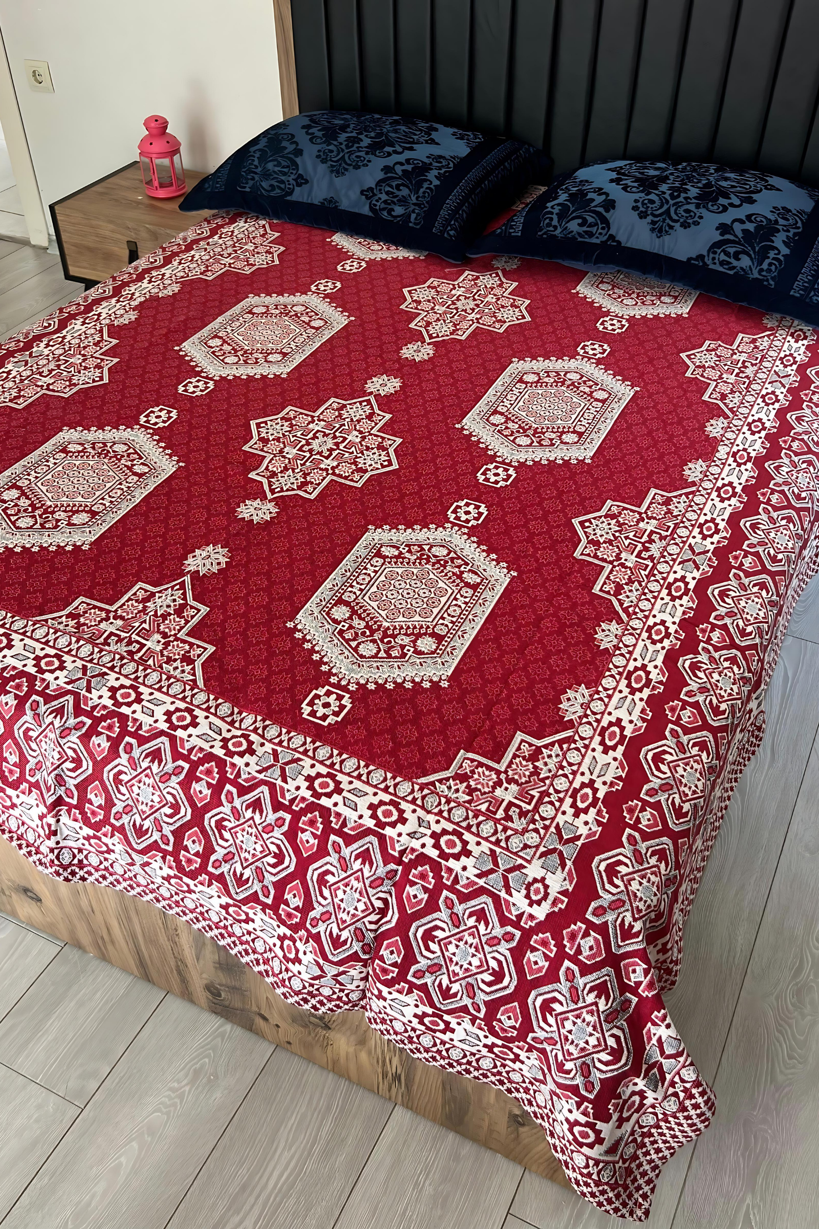 Kırmızı Geniş Desenli Yöresel Pamuk Pike  Bahtiyar İpek Pike