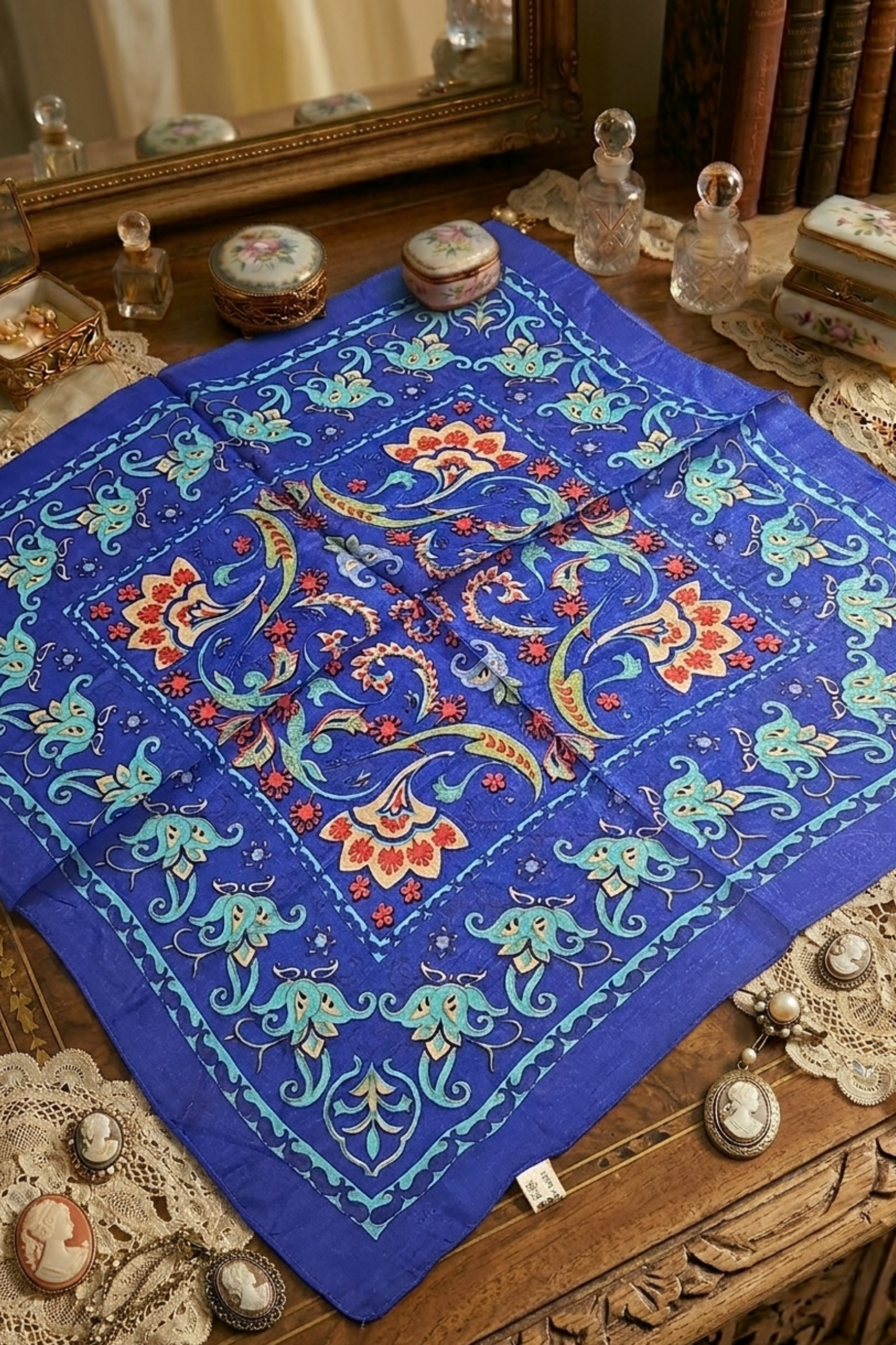 Saks Mavisi Rumi Desen İpek Mendil  Bahtiyar İpek İpek Mendil