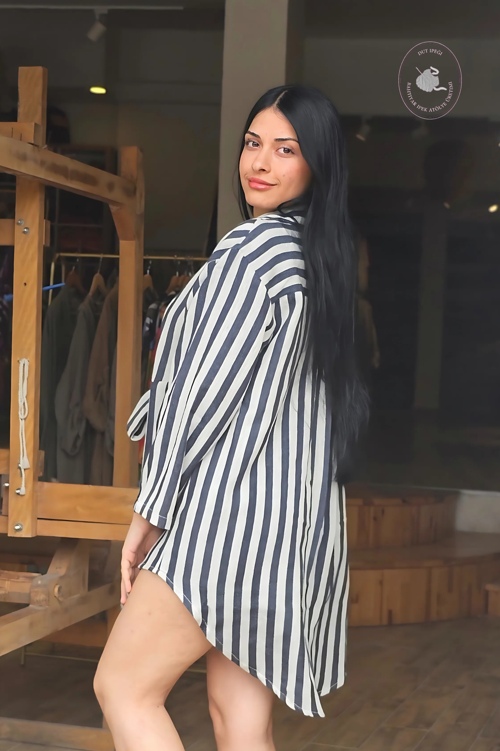 Siyah Çizgili El Dokuma Pamuk Gömlek Pareo  Bahtiyar İpek Pareo