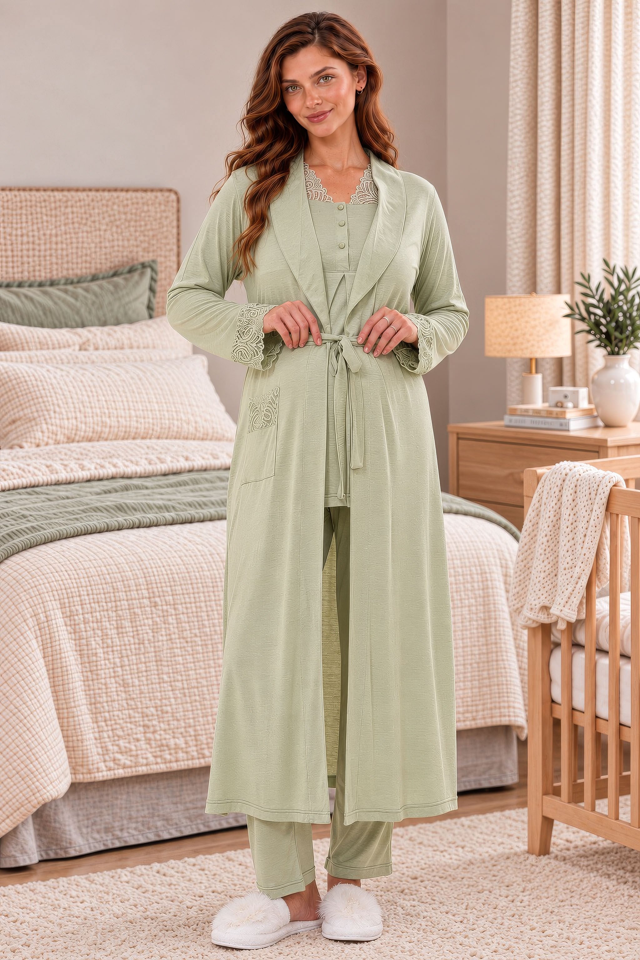 263302 Yeşil Dantel İşlemeli Sabahlıklı 3'lü Hamile Lohusa Pijama Takımı