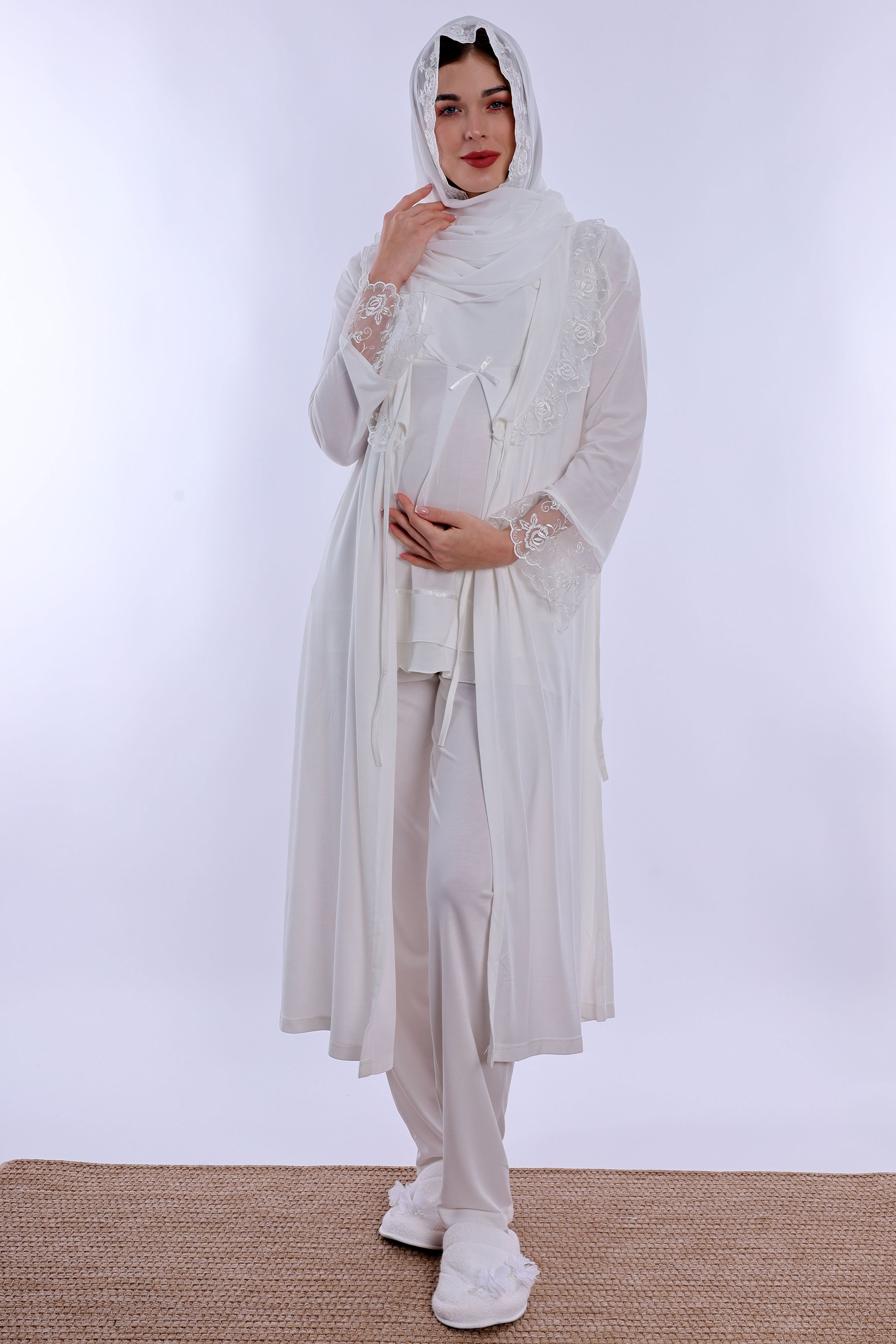 2T20542 Tesettürlü Ayarlanabilir Bel Lastikli Sabahlıklı Hamile Lohusa Pijama Takımı  - Ekru