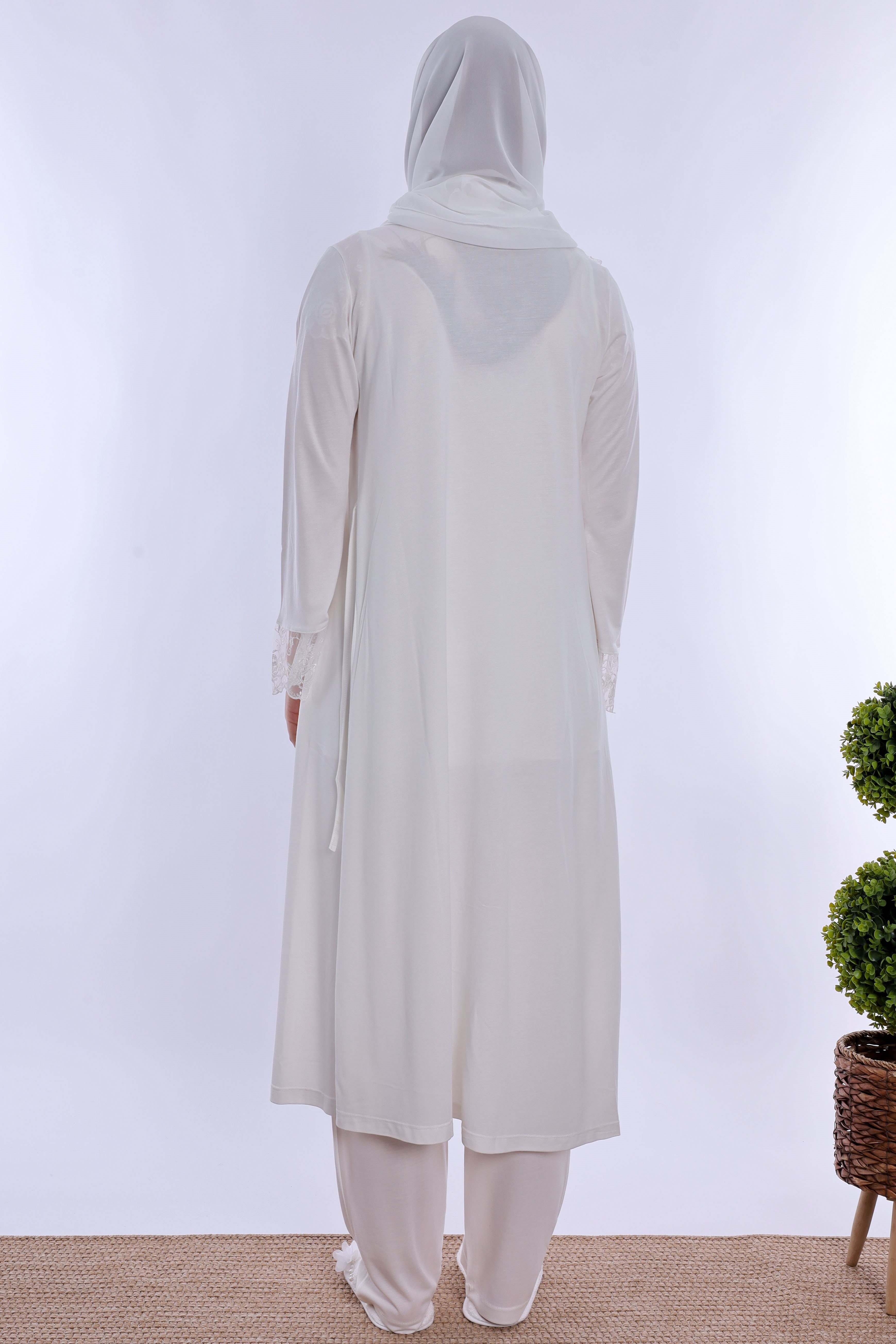 2T20542 Tesettürlü Ayarlanabilir Bel Lastikli Sabahlıklı Hamile Lohusa Pijama Takımı  - Ekru