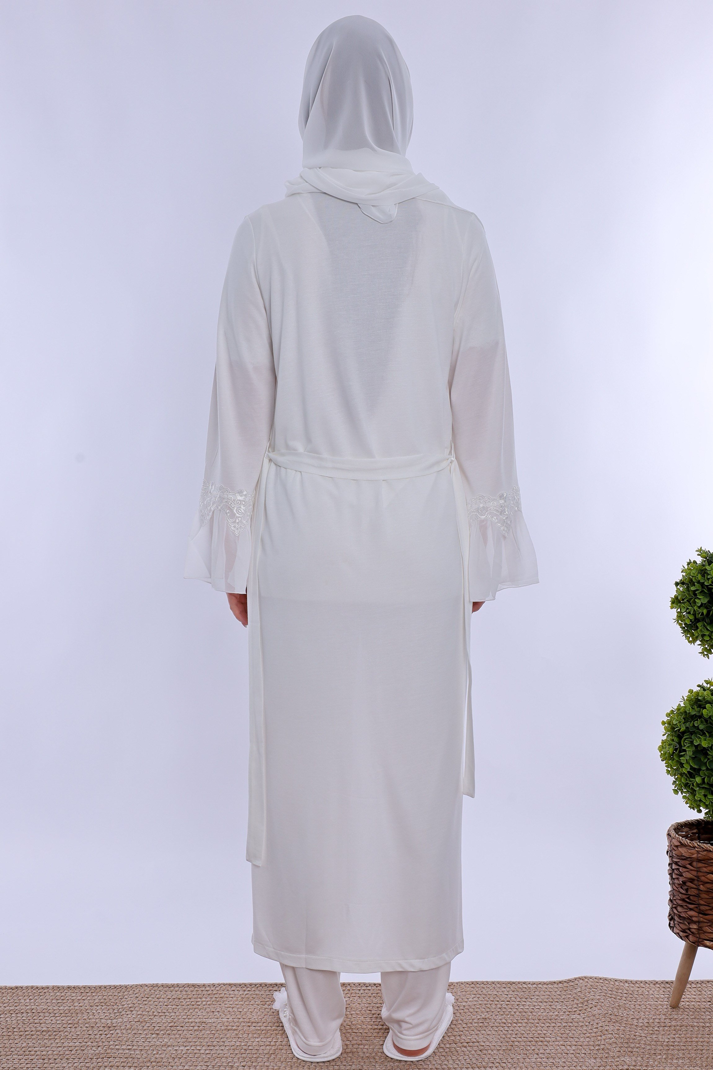 2T50342 Tesettürlü Pamuklu Uzun Sabahlıklı Hamile Lohusa Emzirme Pijama Takımı  - Ekru