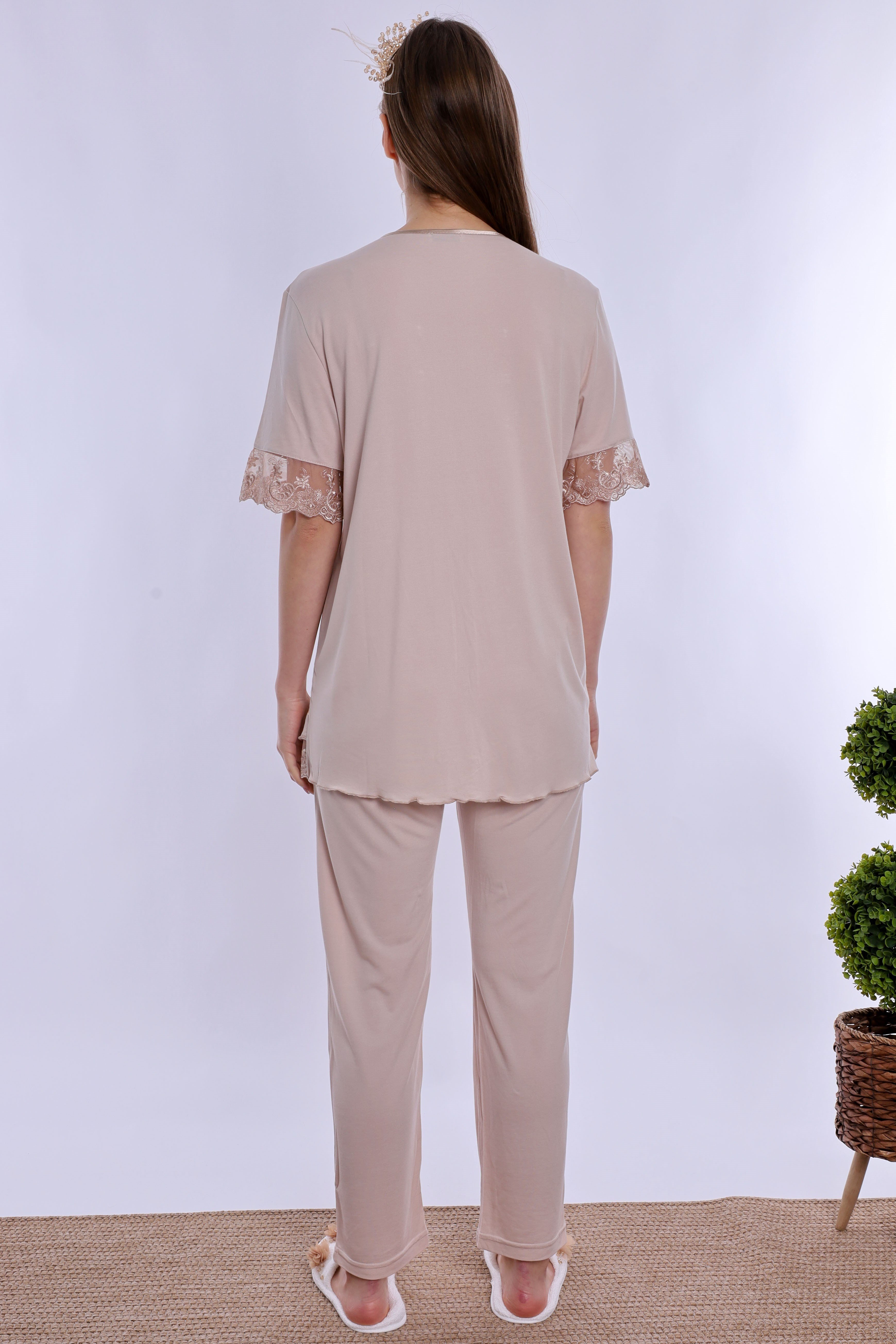 2T60342 Tesettürlü Rahat Kesim Emzirme Özellikli Sabahlıklı Hamile Lohusa Pijama Takımı  - Bej