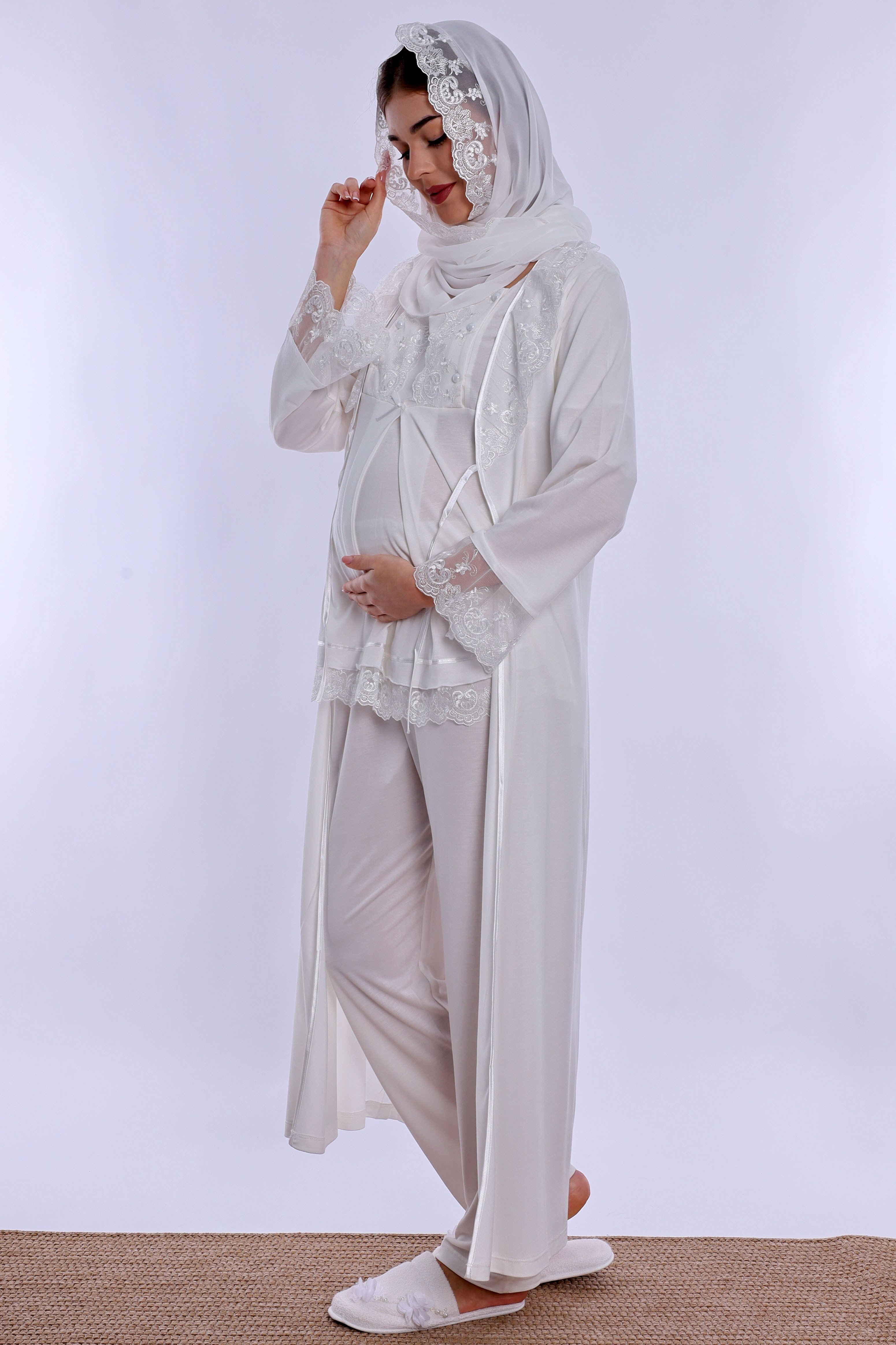 2T60372 Tesettürlü Yumuşak Dokulu Pamuklu  Uzun Sabahlıklı Hamile Lohusa Pijama Takımı  - Ekru