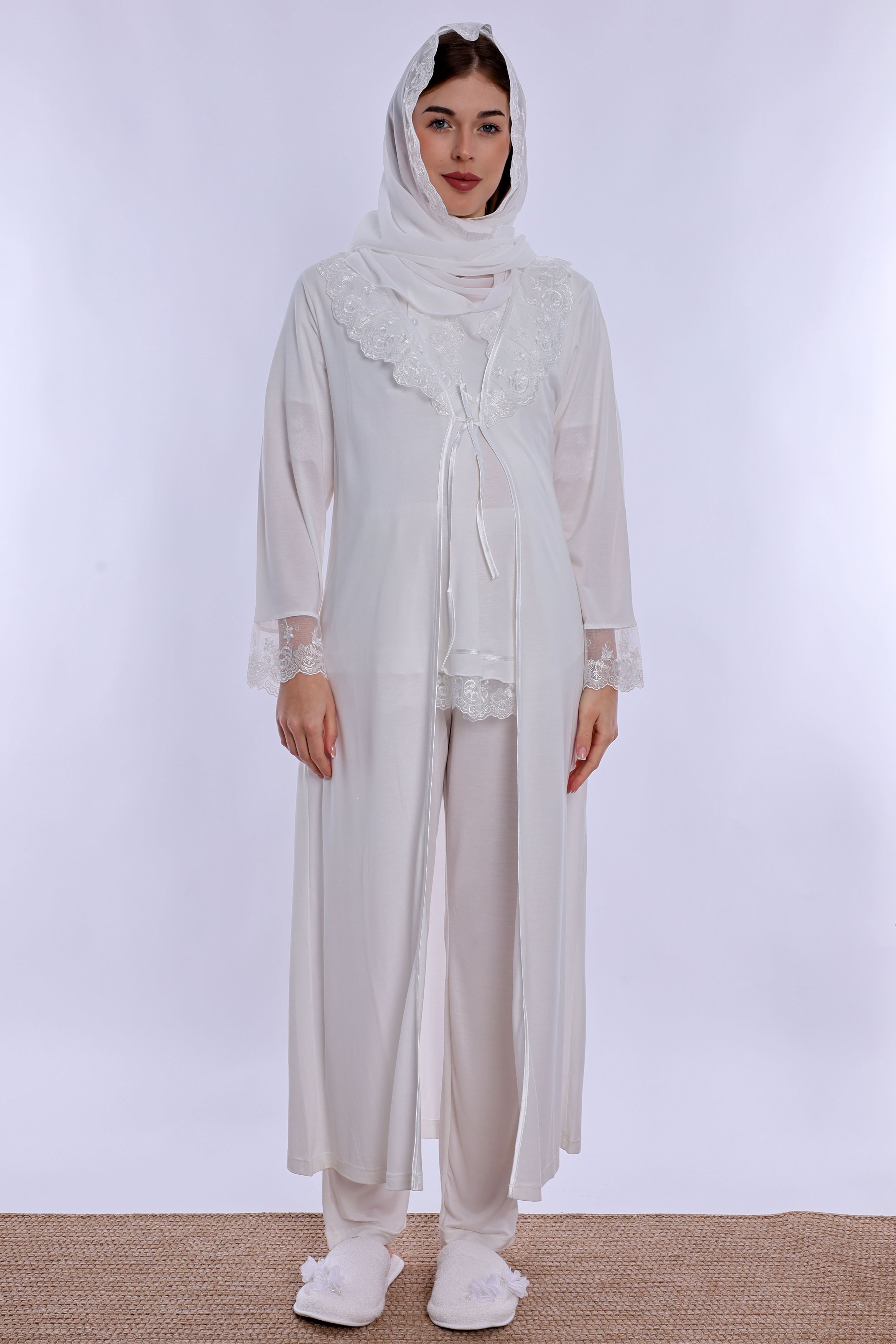 2T60372 Tesettürlü Yumuşak Dokulu Pamuklu  Uzun Sabahlıklı Hamile Lohusa Pijama Takımı  - Ekru