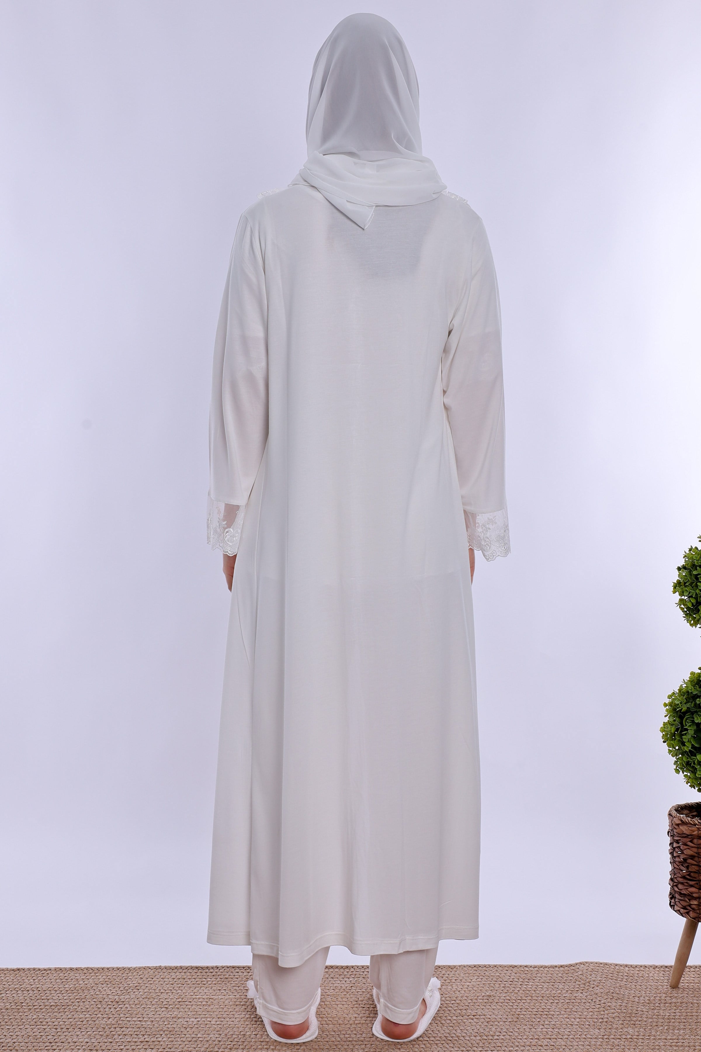 2T60372 Tesettürlü Yumuşak Dokulu Pamuklu  Uzun Sabahlıklı Hamile Lohusa Pijama Takımı  - Ekru