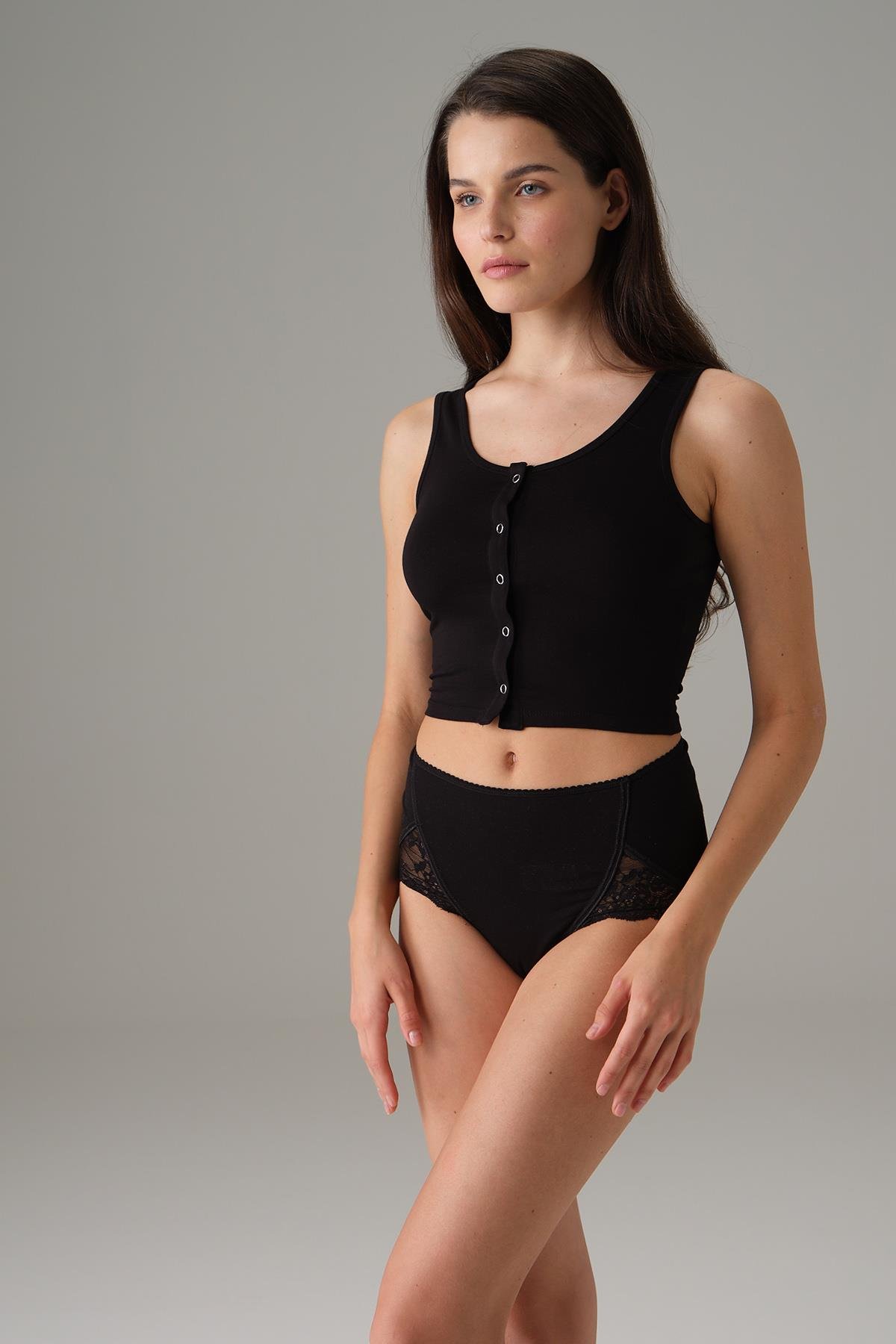 Doreanse 9404 Siyah Kadın Siyah ÇıtÇıt Detaylı Crop Atlet