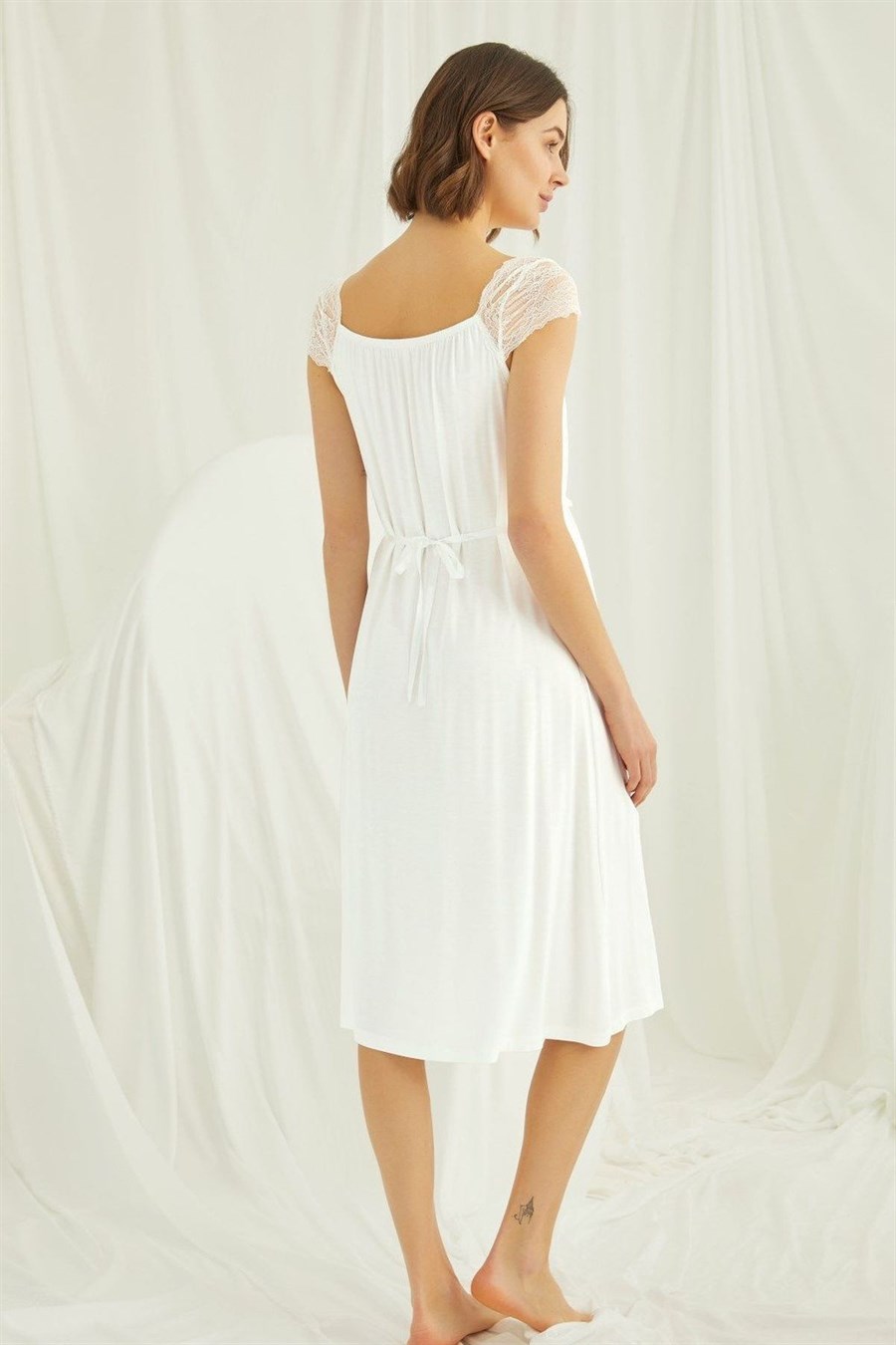 Monamise 18300 Ekru Dantelli Önü Düğmeli Hamile Lohusa Gecelik