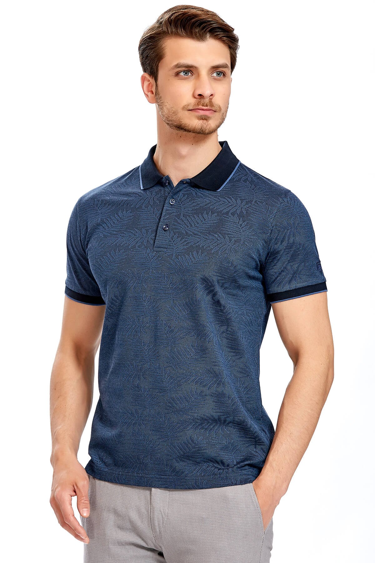 Ecer Ardine T-Shirt, T-SHIRT, ECER