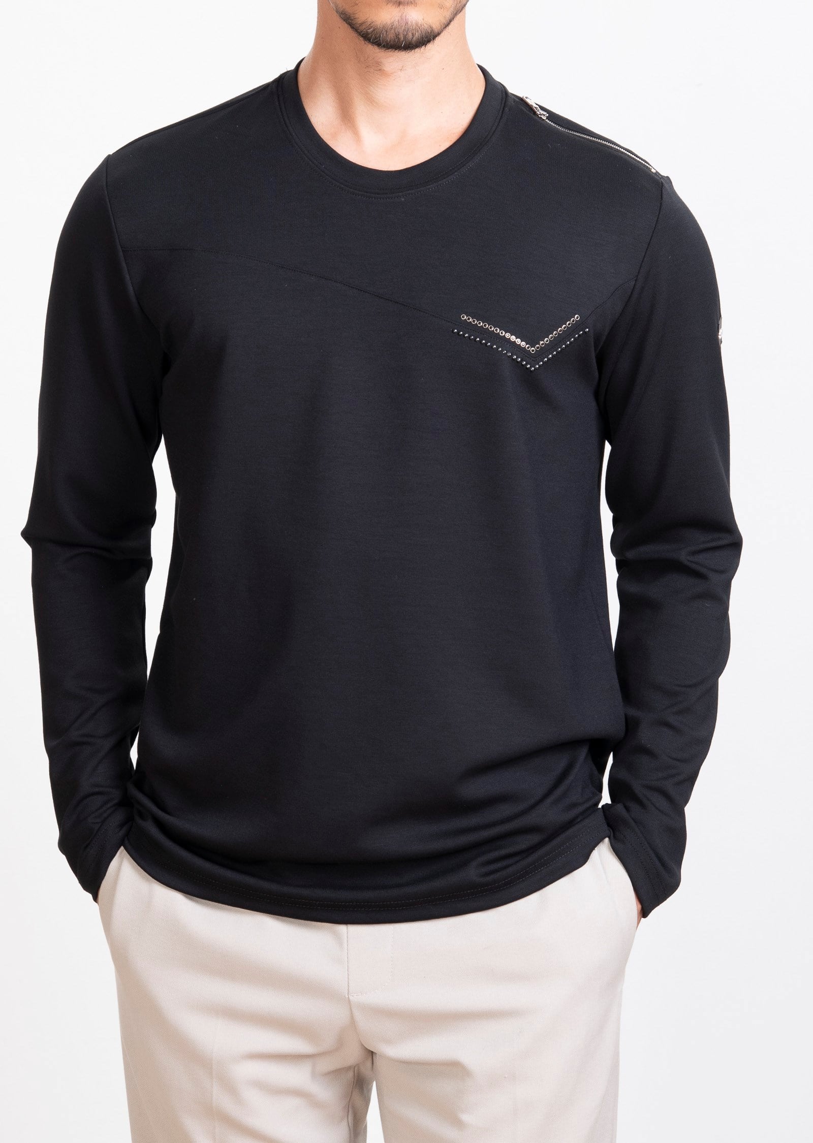 Aksesuarlı Siyah Sweatshirt
