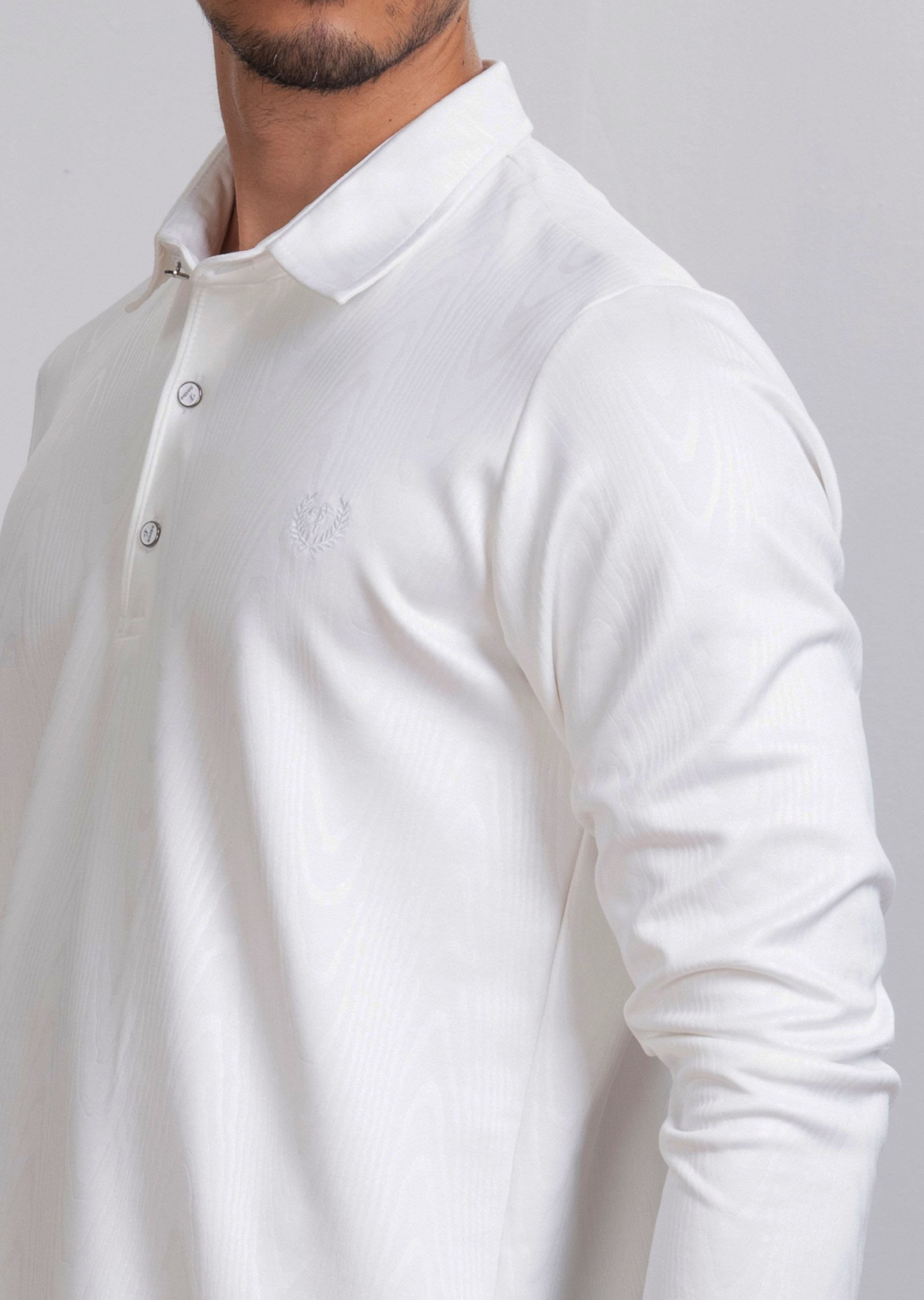 Dokulu Polo Yaka Beyaz Sweatshirt