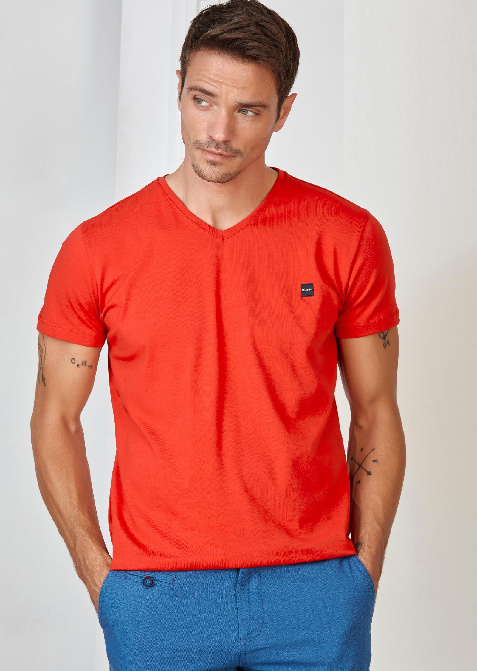 Kırmızı Basic V Yaka T-Shirt