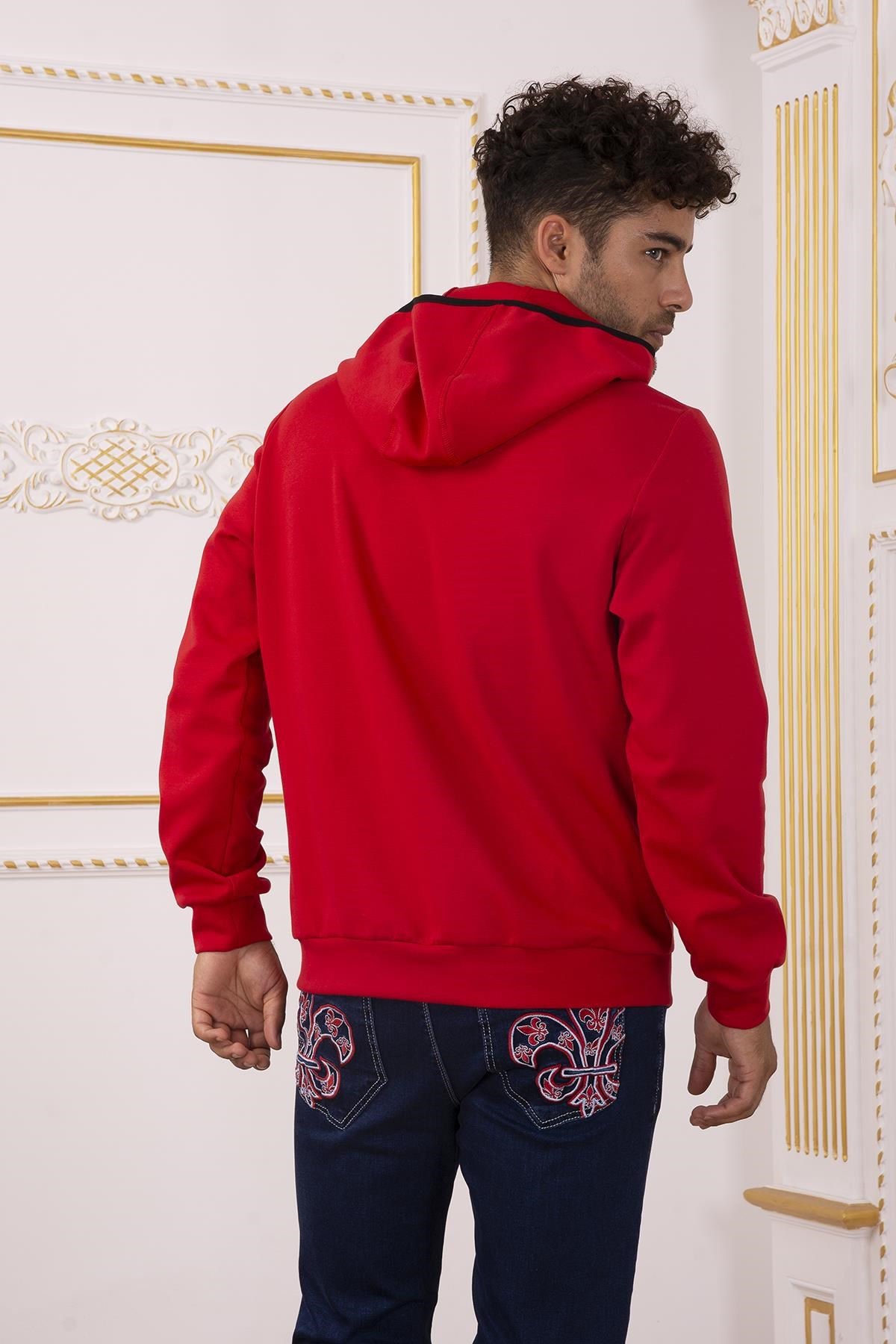 Kırmızı Kapüşonlu Sweatshirt