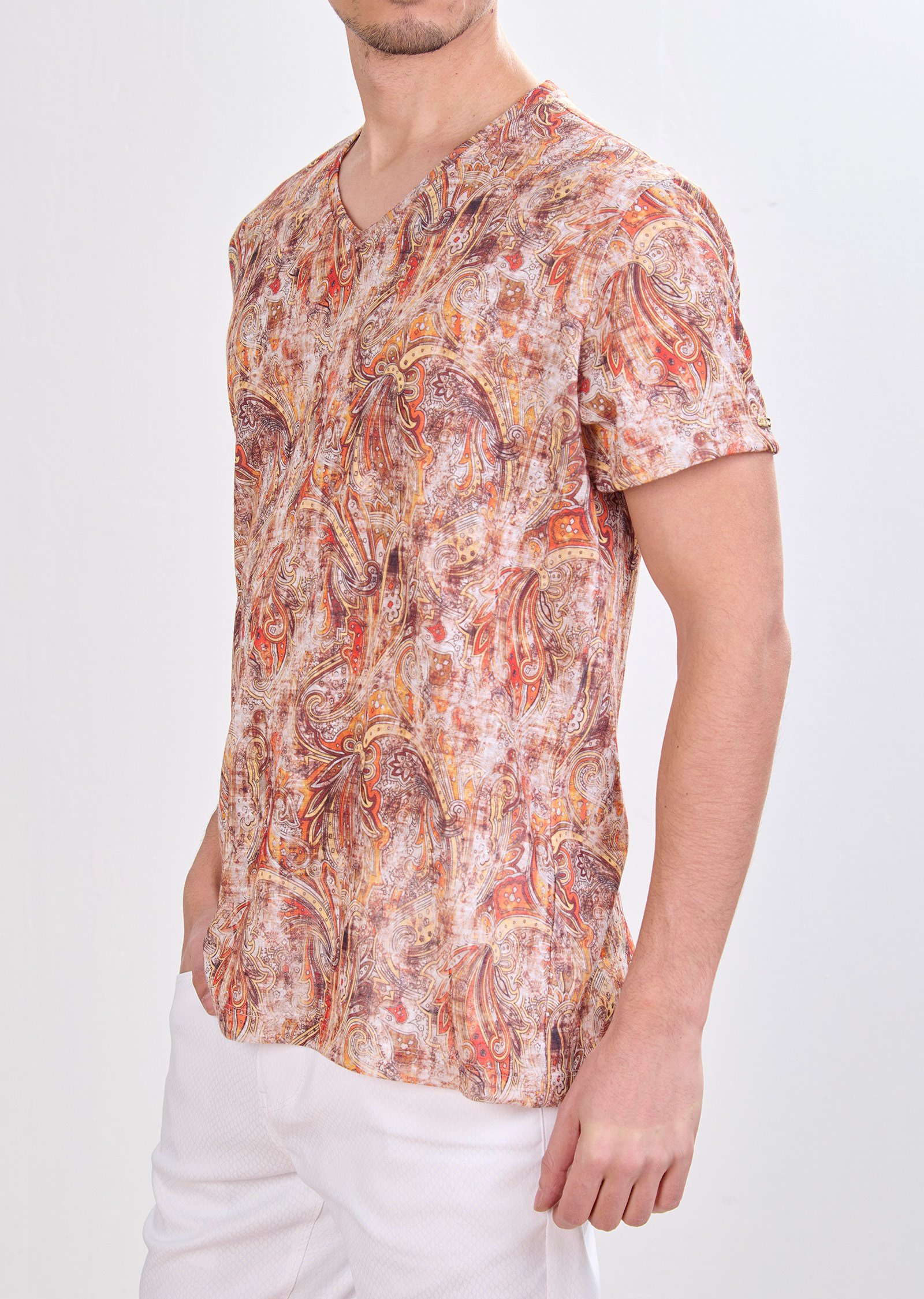 Mondo Karışık Şal Baskılı T-Shirt