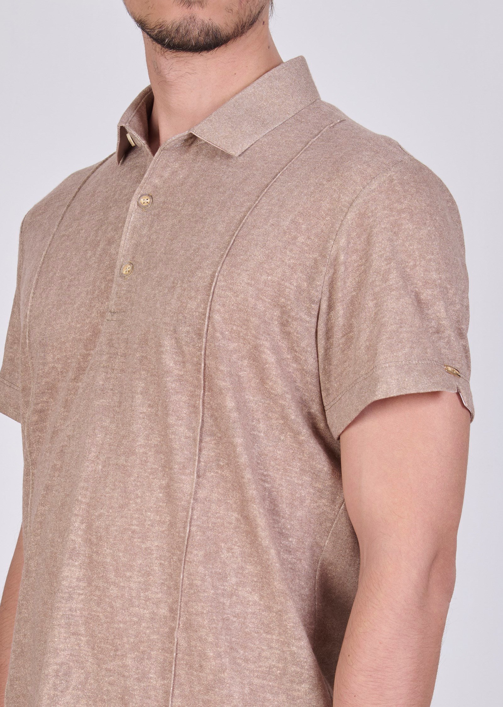 Mondo Kol Desen Detaylı Bej Polo Yaka T-Shirt