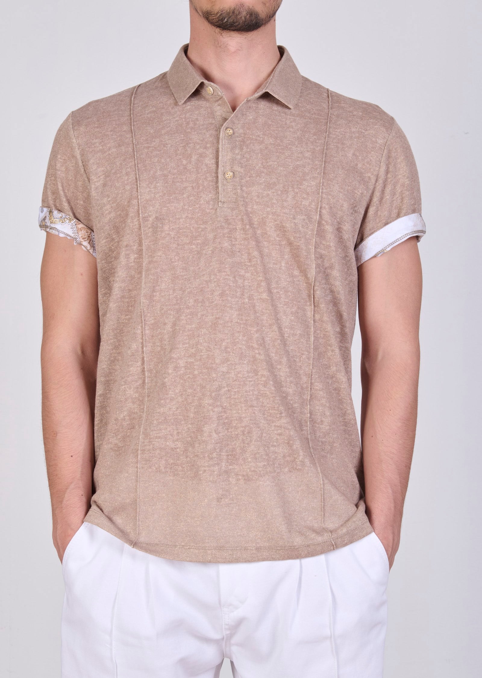 Mondo Kol Desen Detaylı Bej Polo Yaka T-Shirt