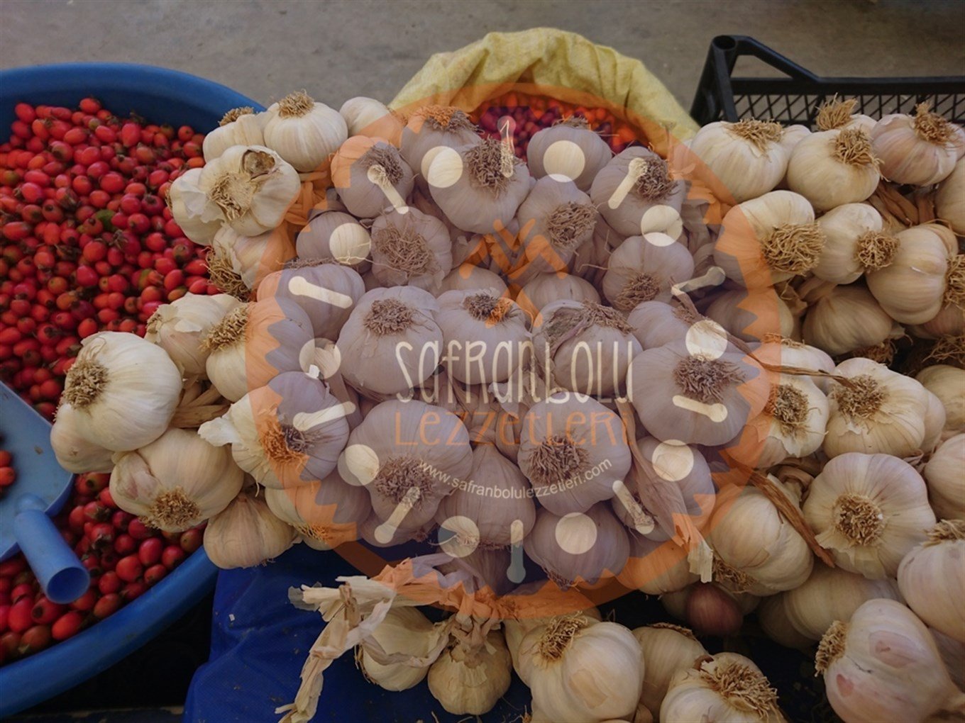 Kastamonu Taşköprü Sarımsağı (Büyük Boy Sarımsak) 500 gr