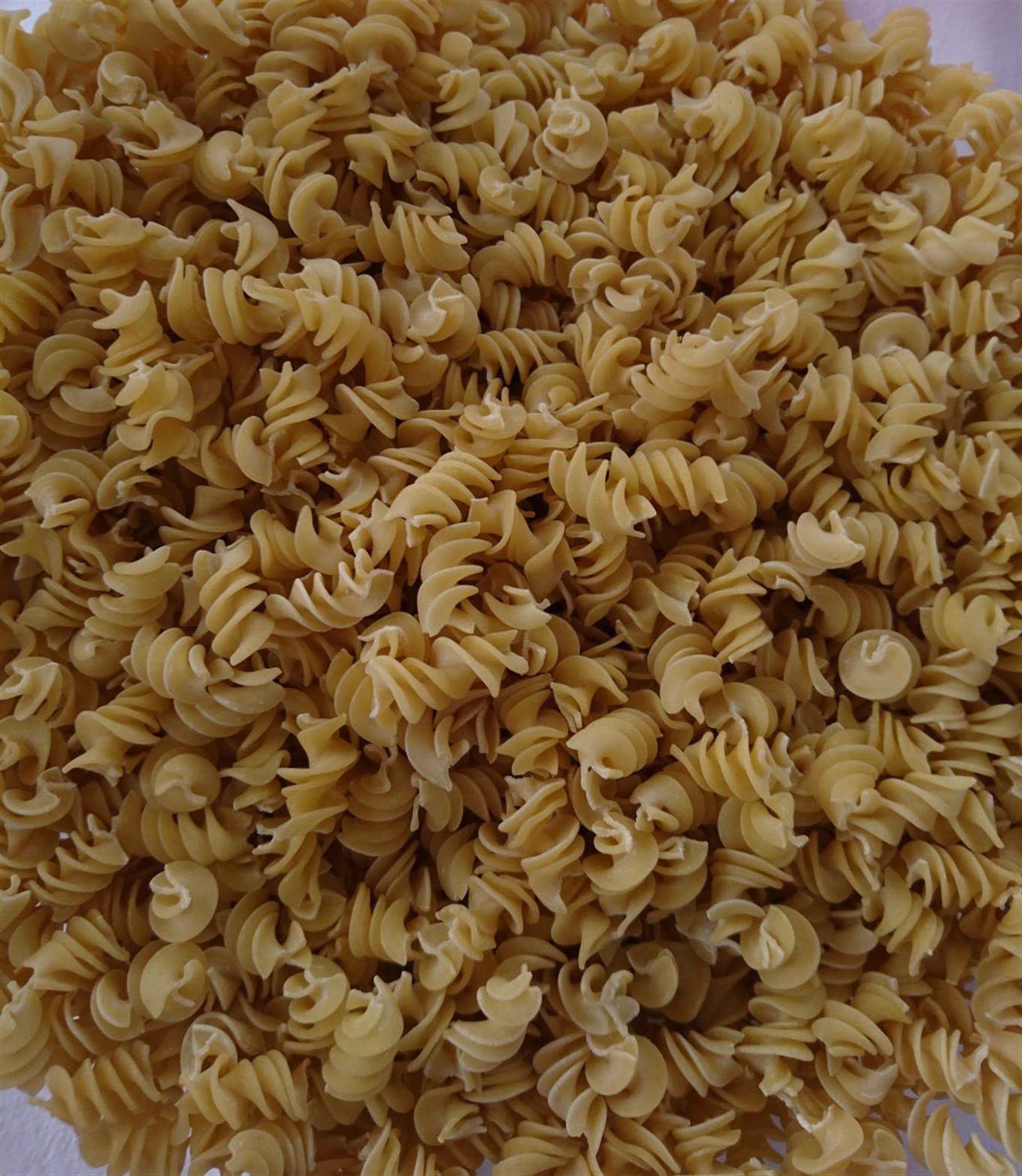 Köy Yumurtalı ve Sütlü Ev Yapımı Burgu Makarna 500 g