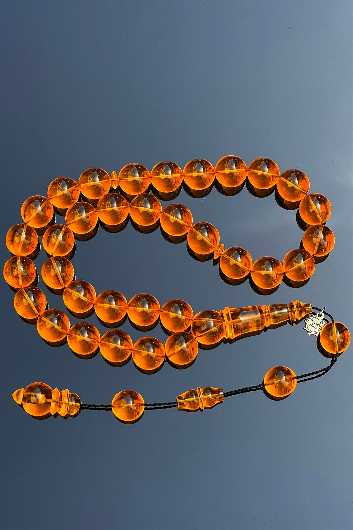 Dev Uçak Camı TesbihDev Uçak Camı Tesbih - Kevser AntikSıkma-Ateş Kehribar Tesbihler