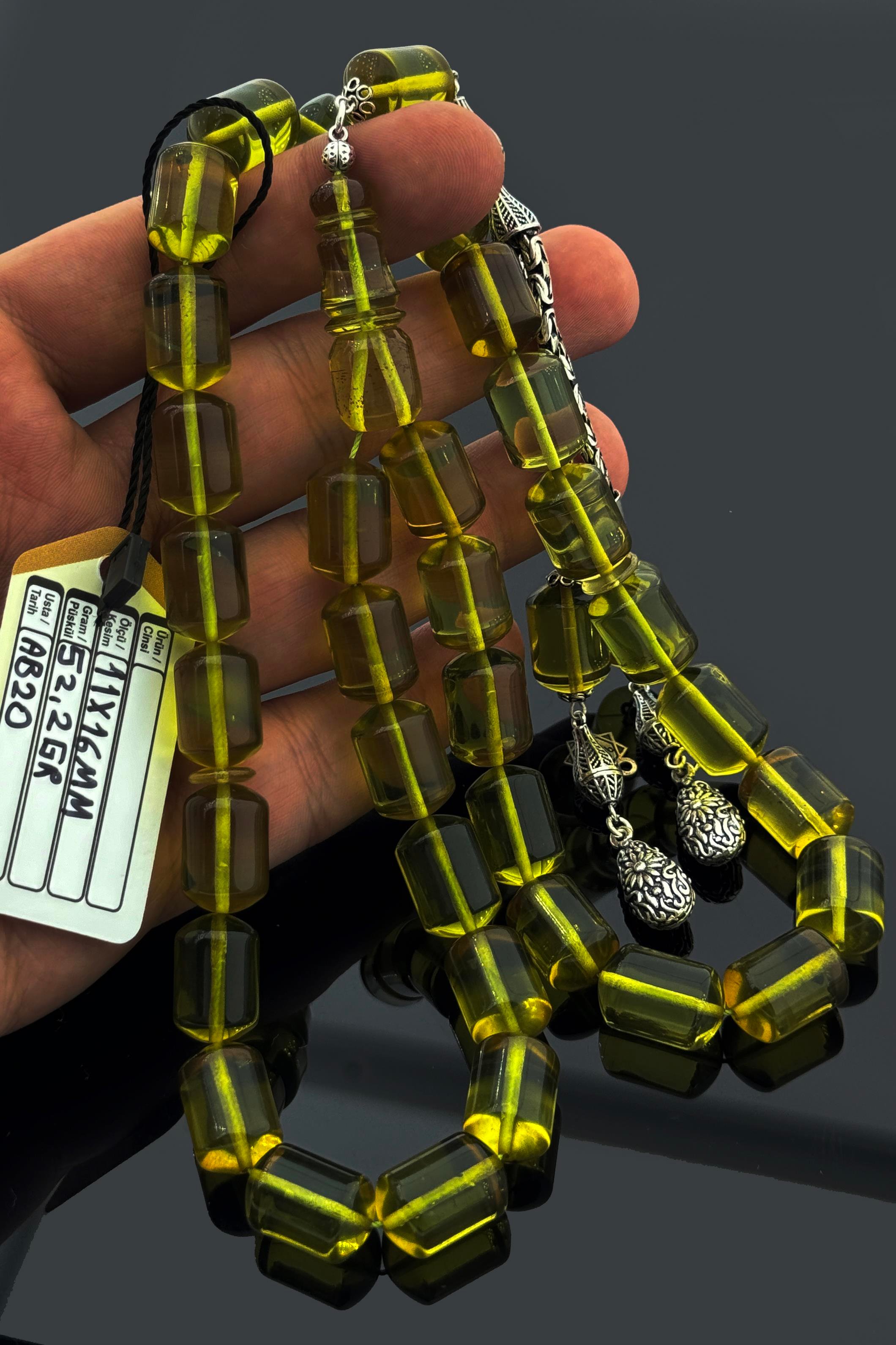 Dev Yeşil Damla Kehribar TesbihDev Yeşil Damla Kehribar Tesbih - Kevser AntikDamla Kehribar Tesbihler