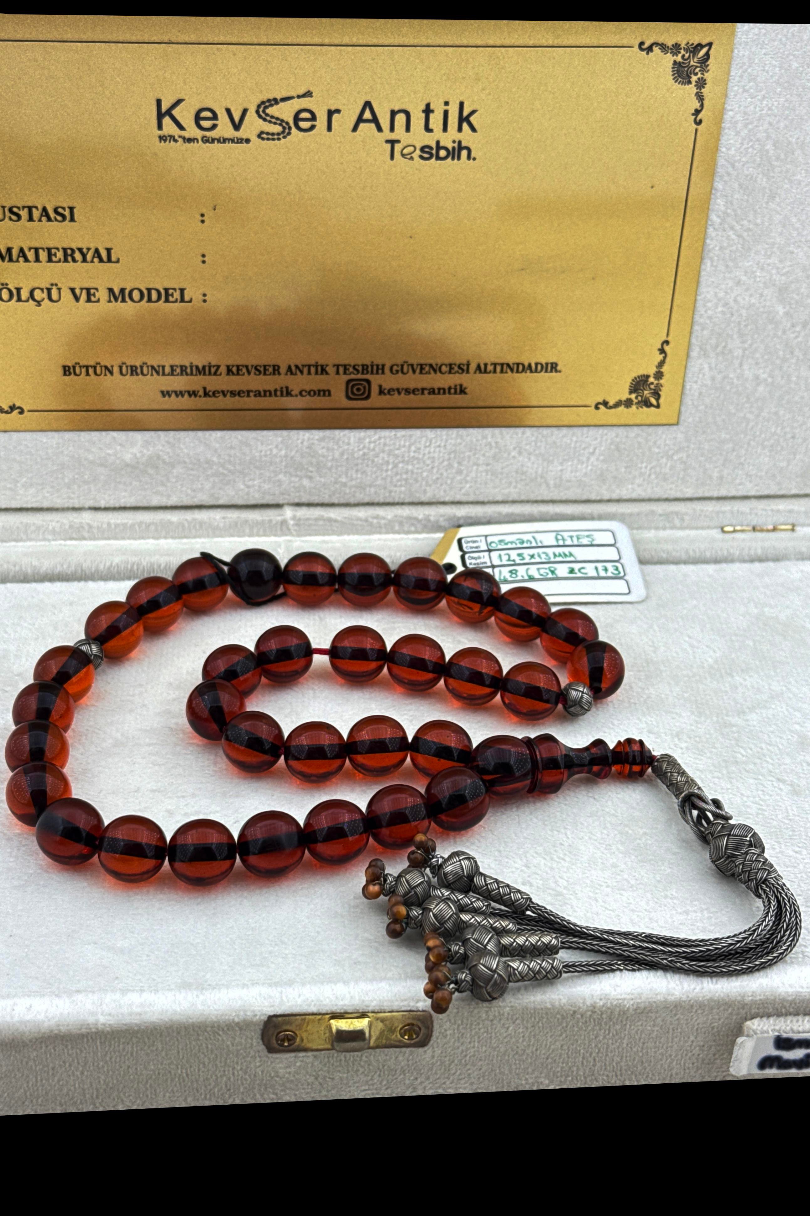 Usta İşçiliğiyle Osmanlı Ateş Kehribar – Özel Koleksiyon TesbihiUsta İşçiliğiyle Osmanlı Ateş Kehribar – Özel Koleksiyon Tesbihi - Kevser AntikOsmanlı Kehribar Tesbihler