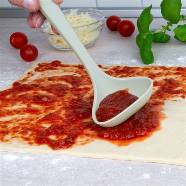 Lurch - Platin Silikon Sos Kepçesi 28 cm Açık Gri - Yanmaz, Yapışmaz, Bükülmez, Çizmez, Tat ve Koku Bırakmaz - 240015