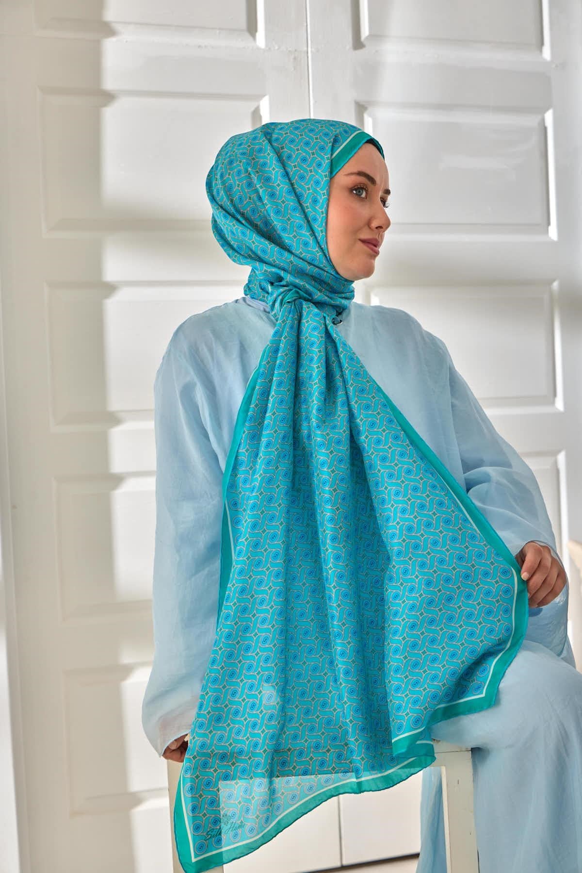 %100 Vual İpek Şal Turkuaz Yeşil Beyaz Desenli 70X190