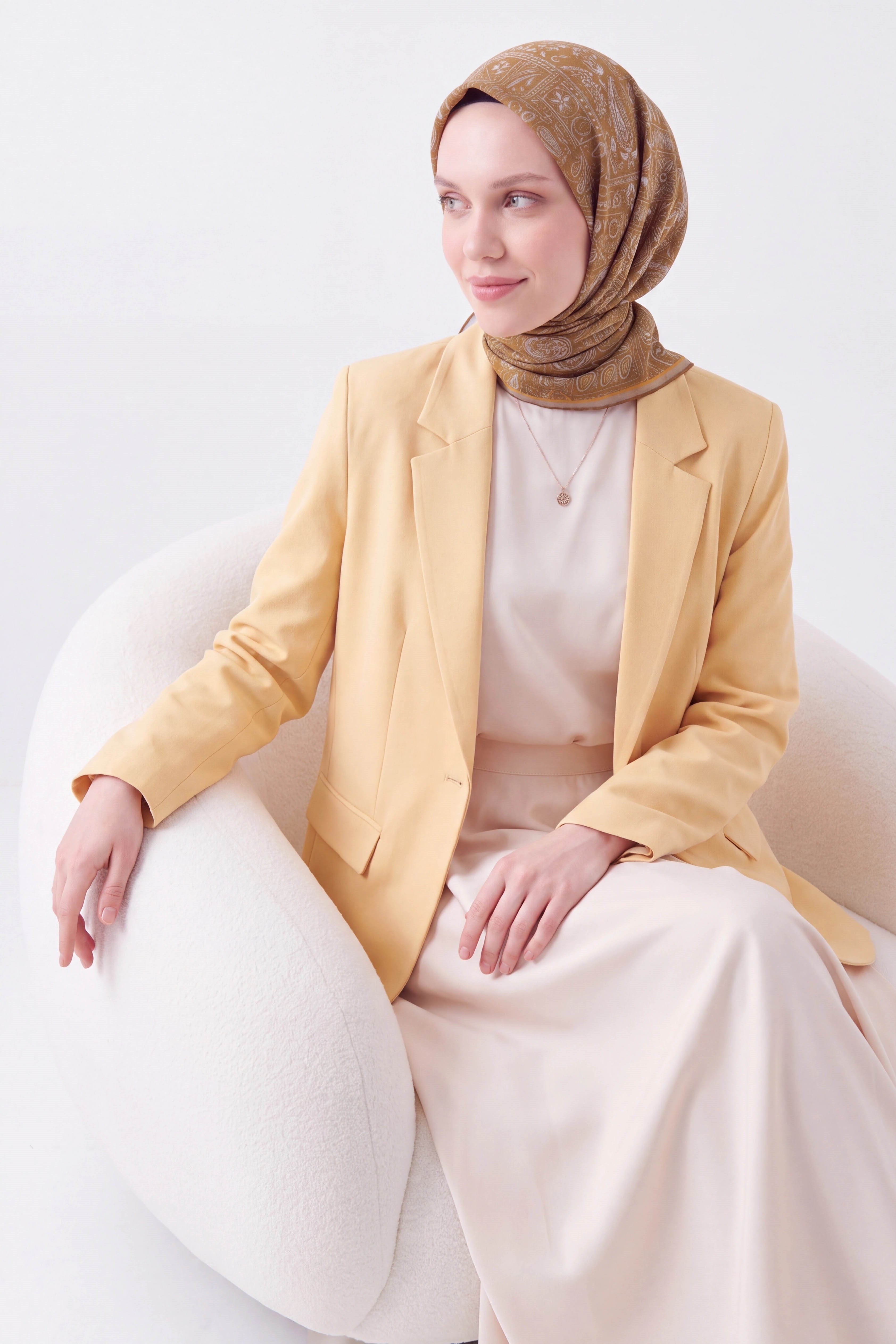 73165-06Soft Eşarp Etnik Olive