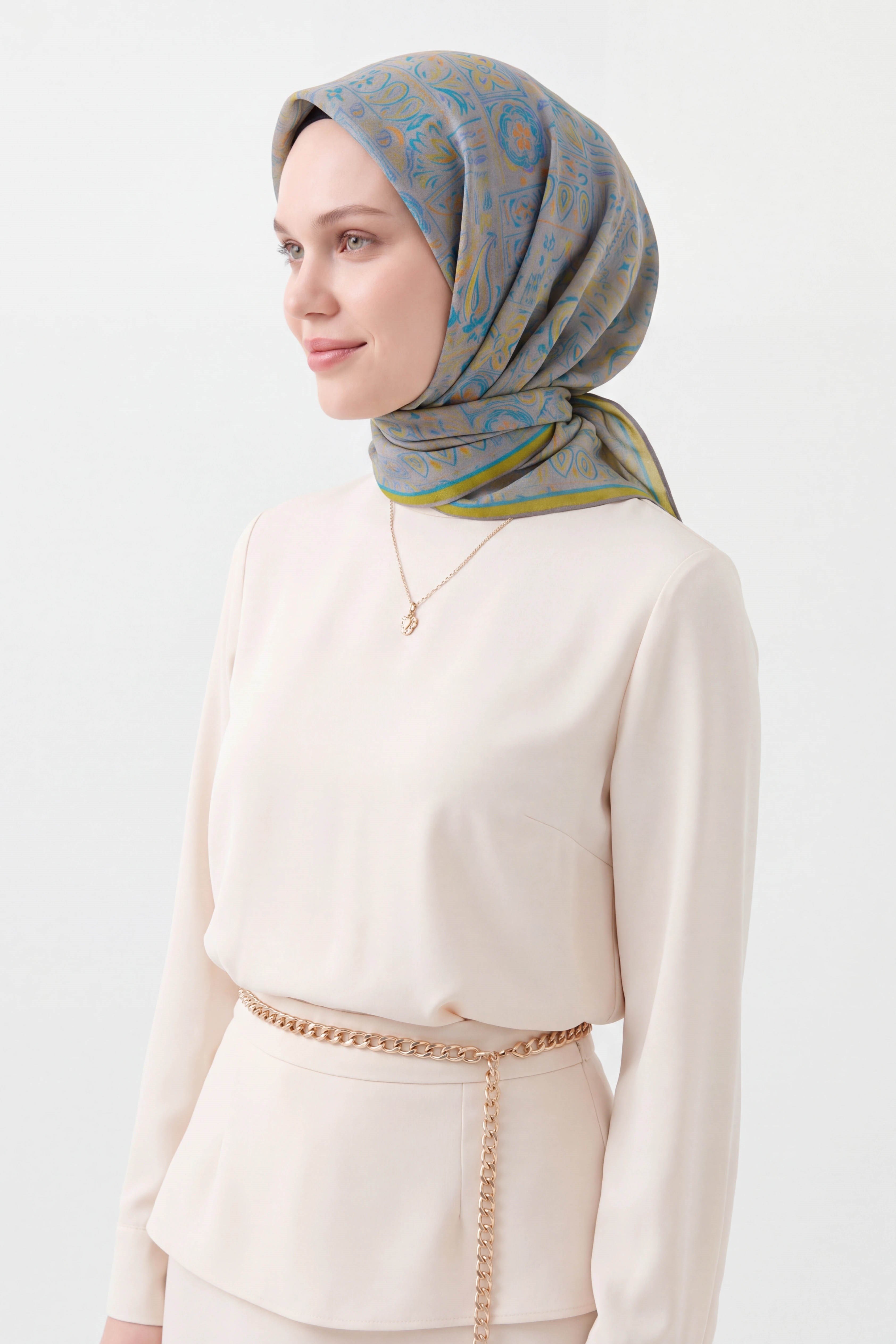 73165-12Soft Eşarp Etnik Mavi Gri