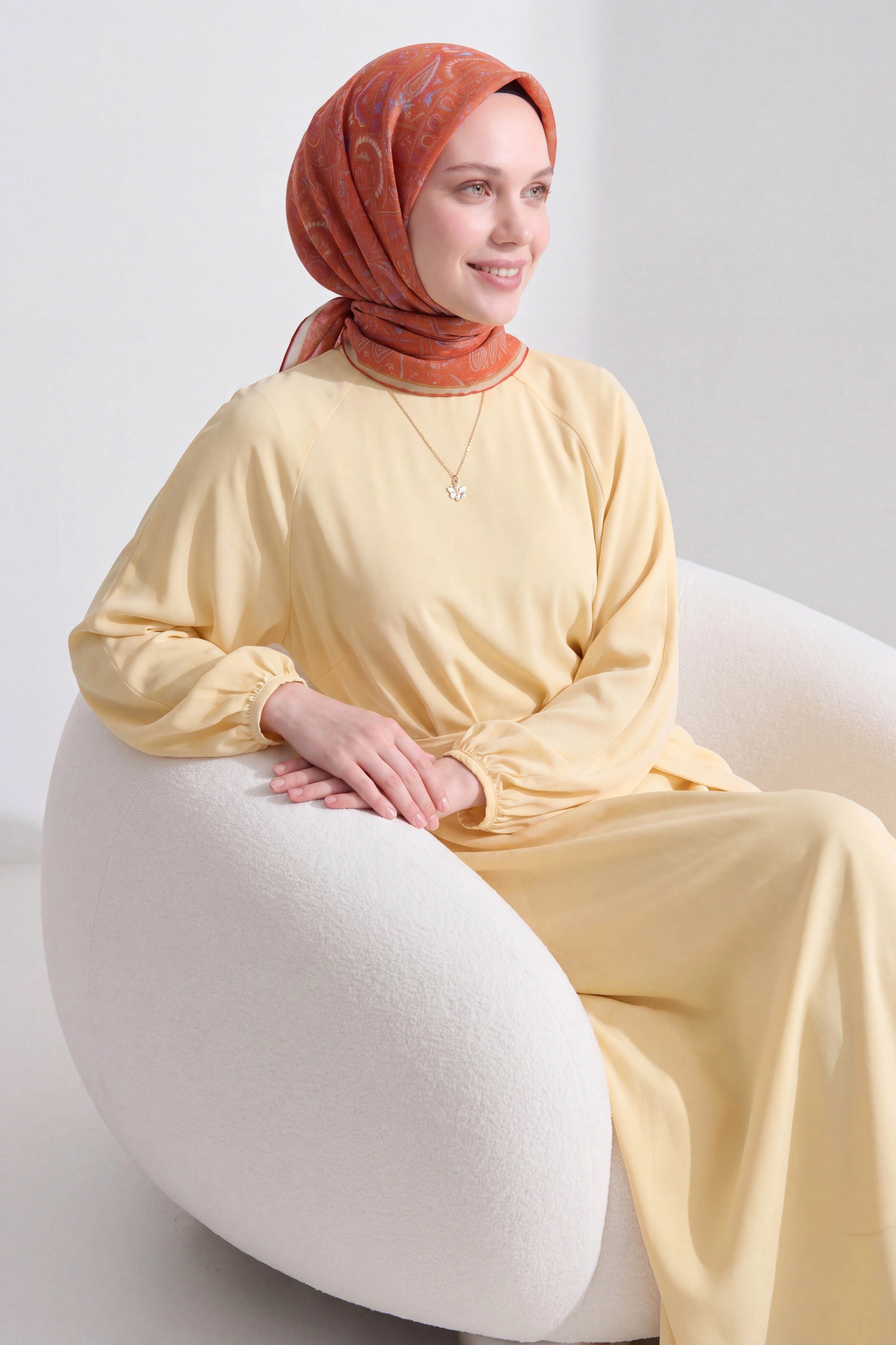 73165-18Soft Eşarp Etnik  Koyu Turuncu